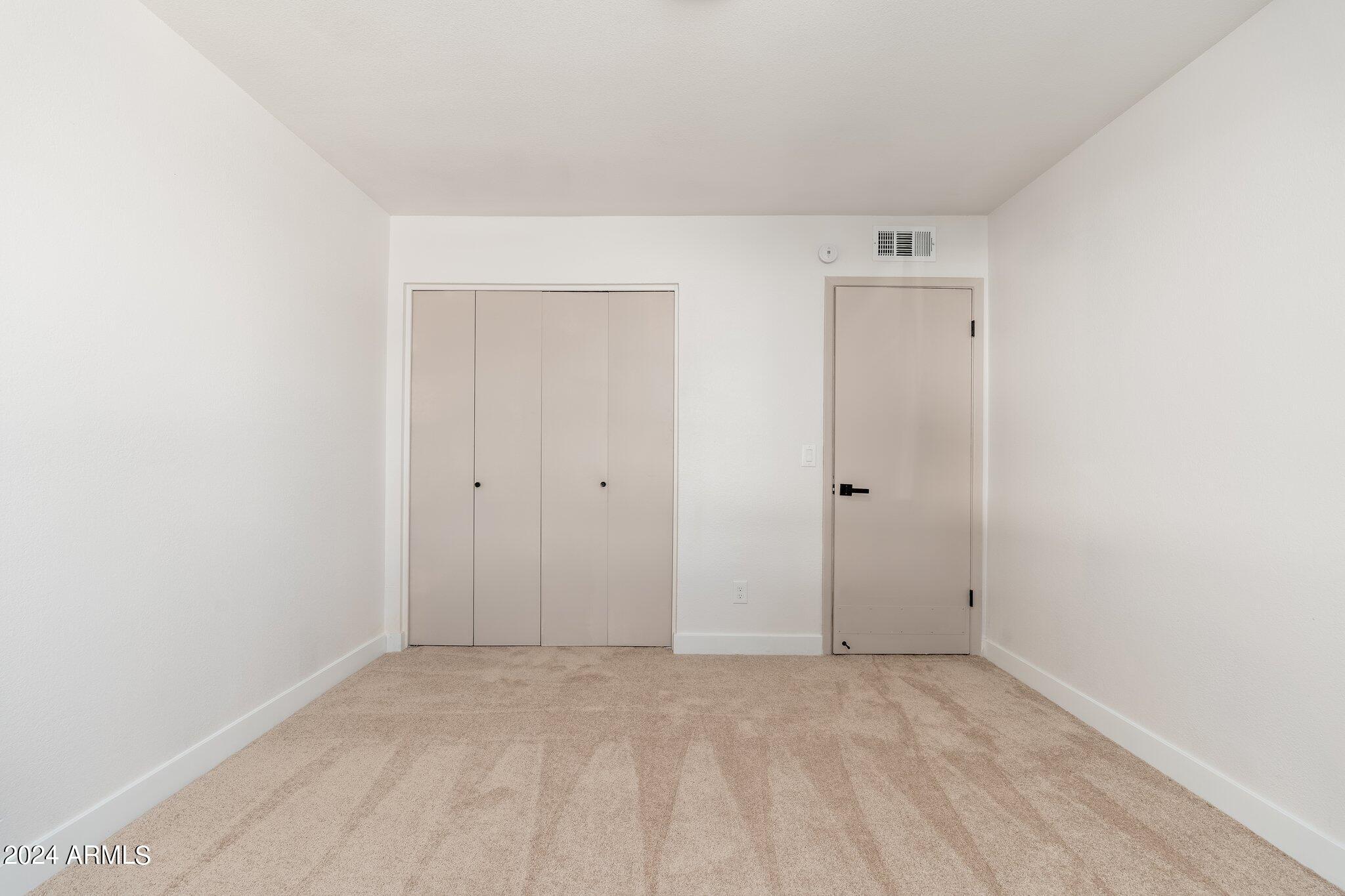 5934 S JUNIPER Street