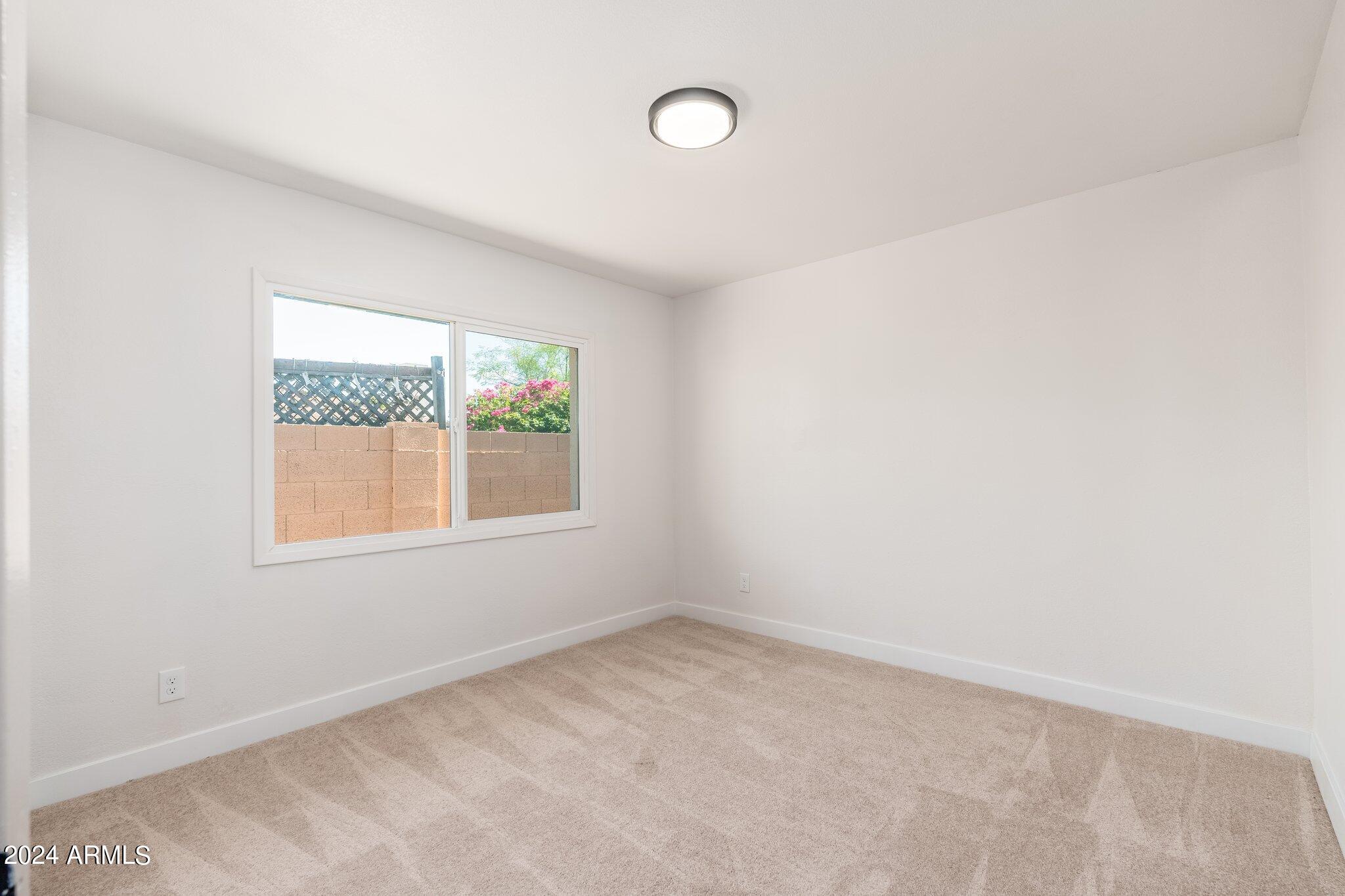 5934 S JUNIPER Street