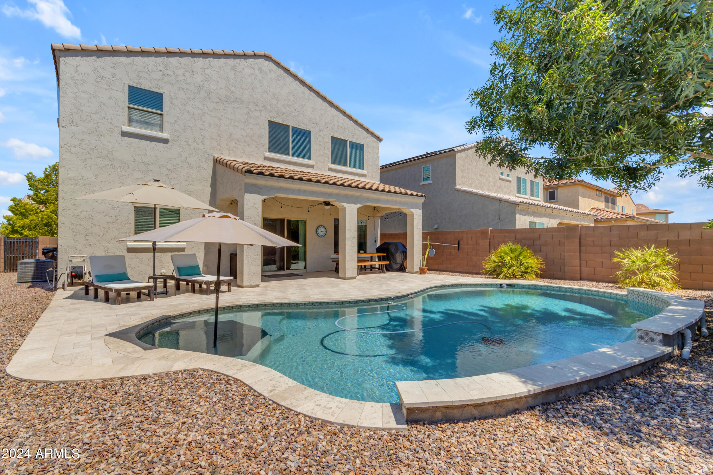 2675 E GILLCREST Road