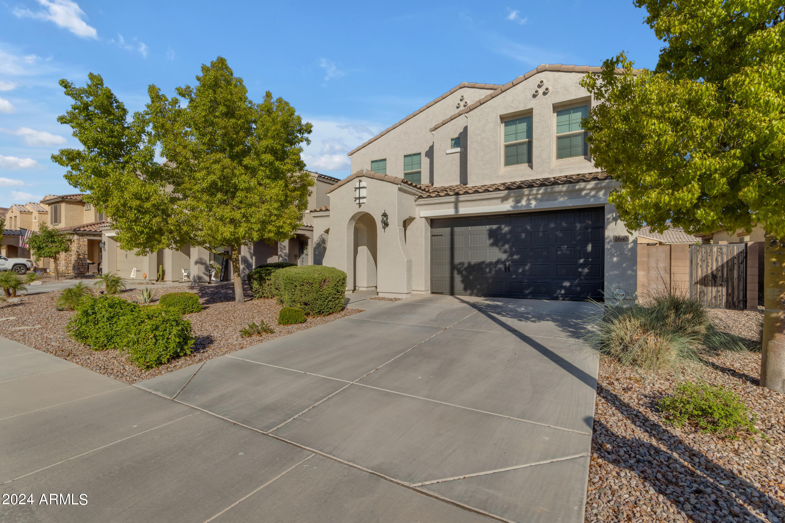 2675 E GILLCREST Road