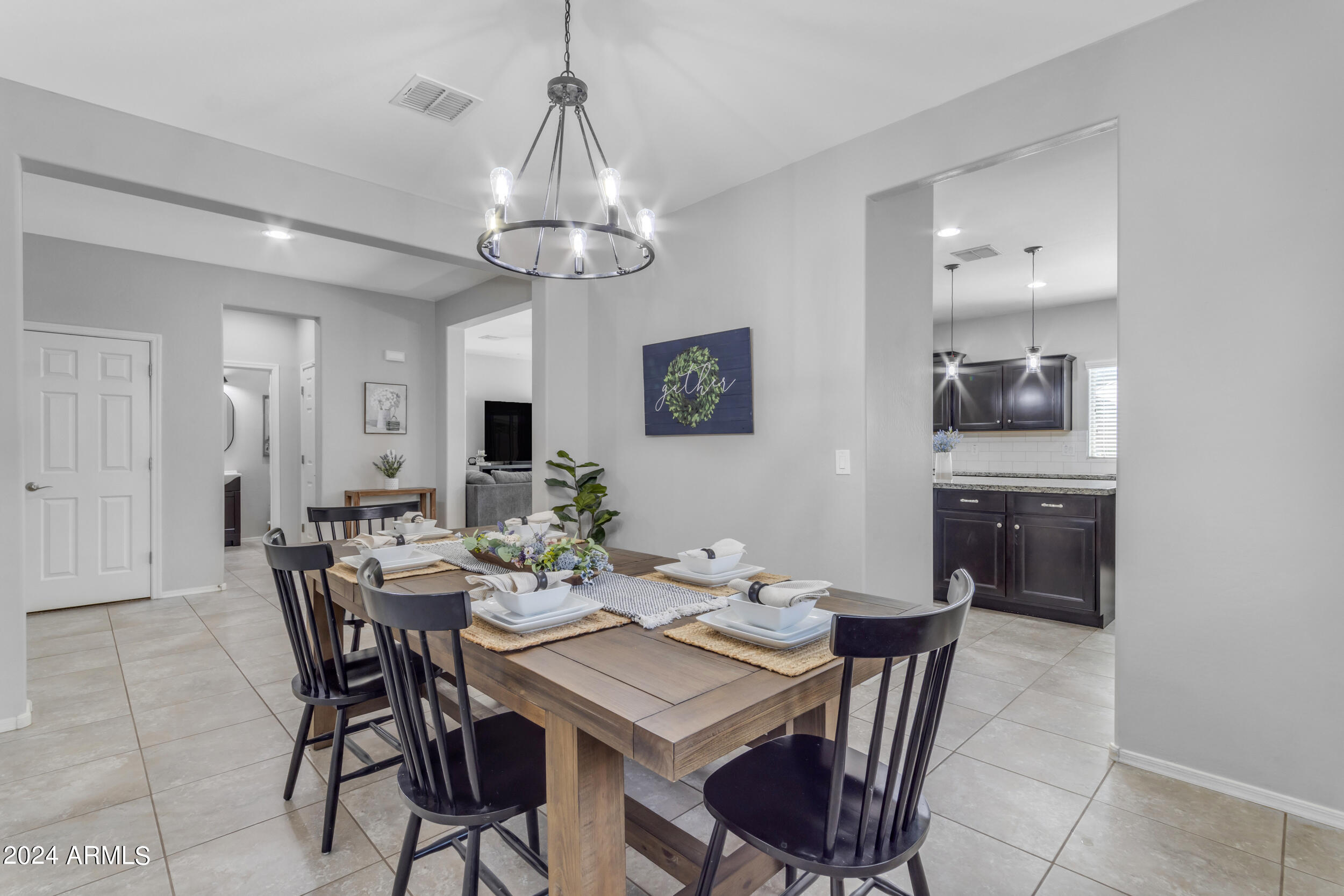 2675 E GILLCREST Road