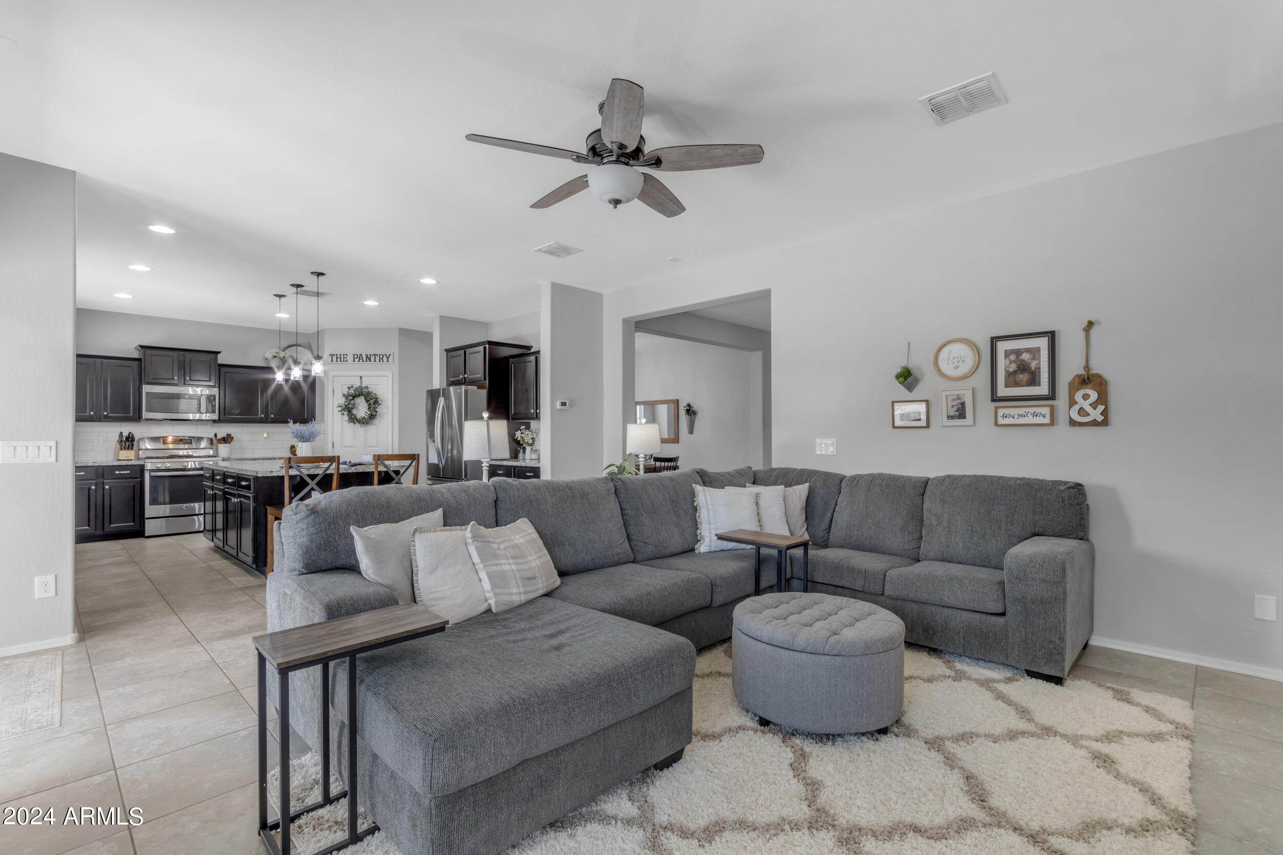 2675 E GILLCREST Road