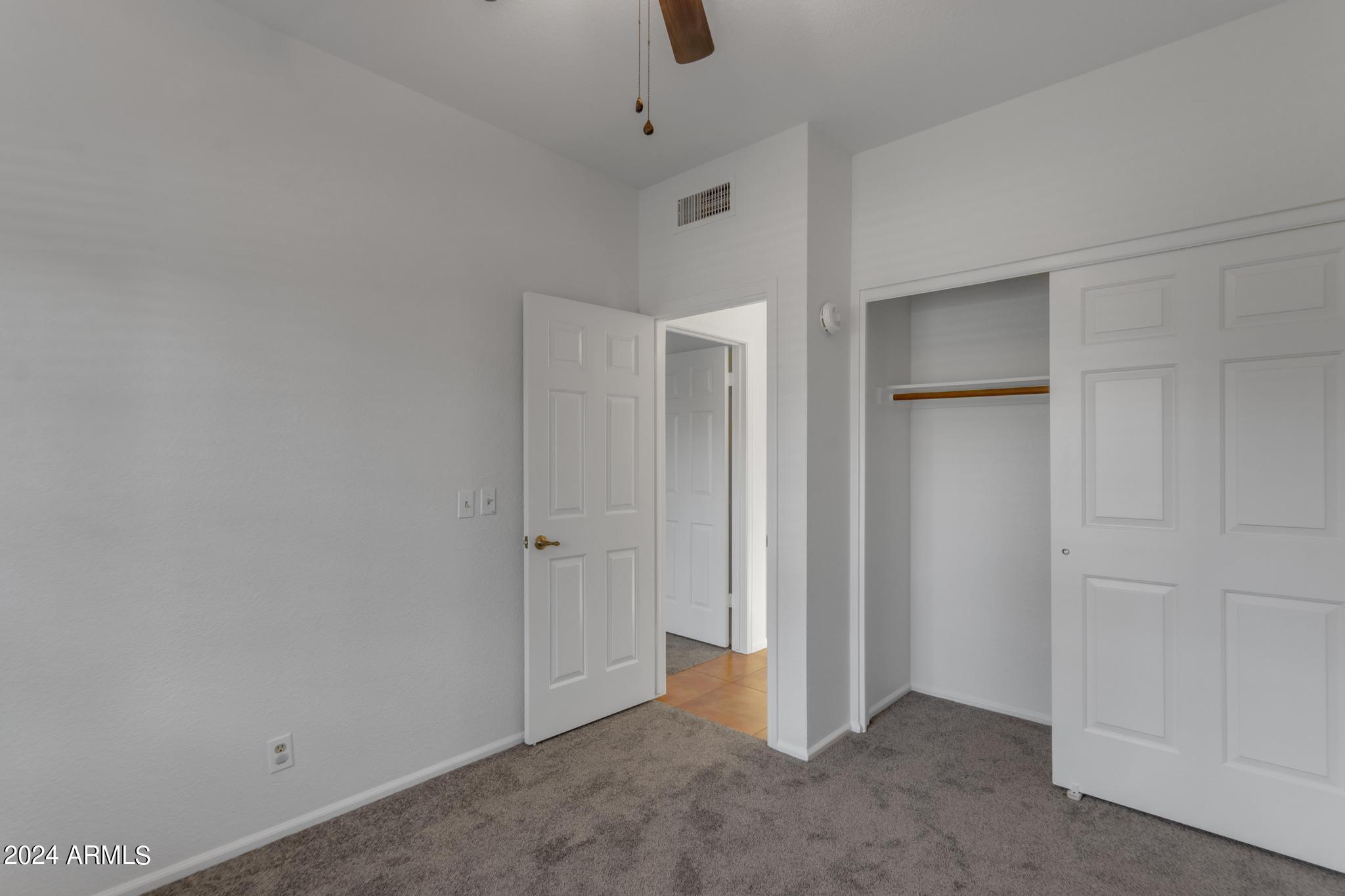 909 E CULLUMBER Street