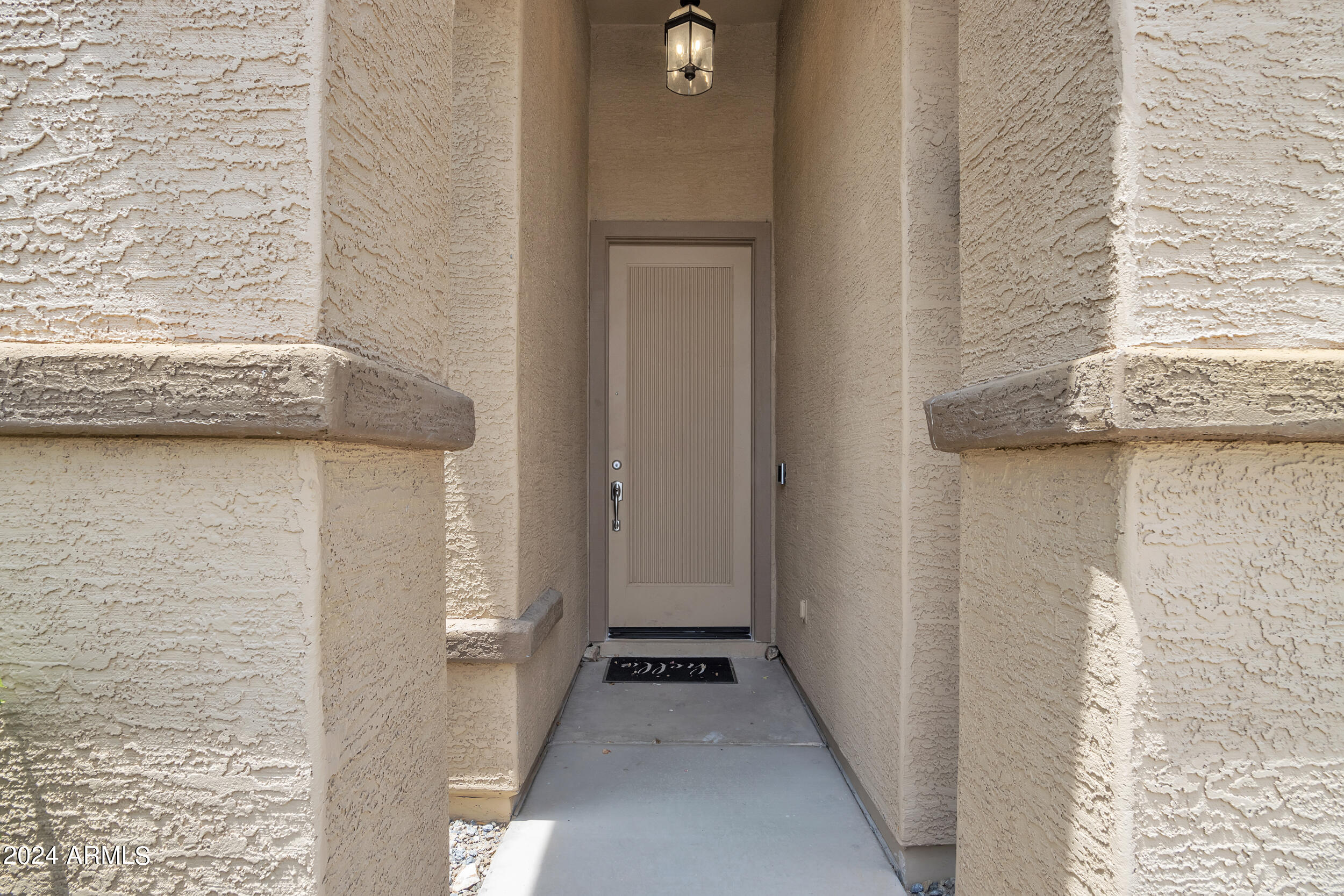 2934 W SILVER FOX Way