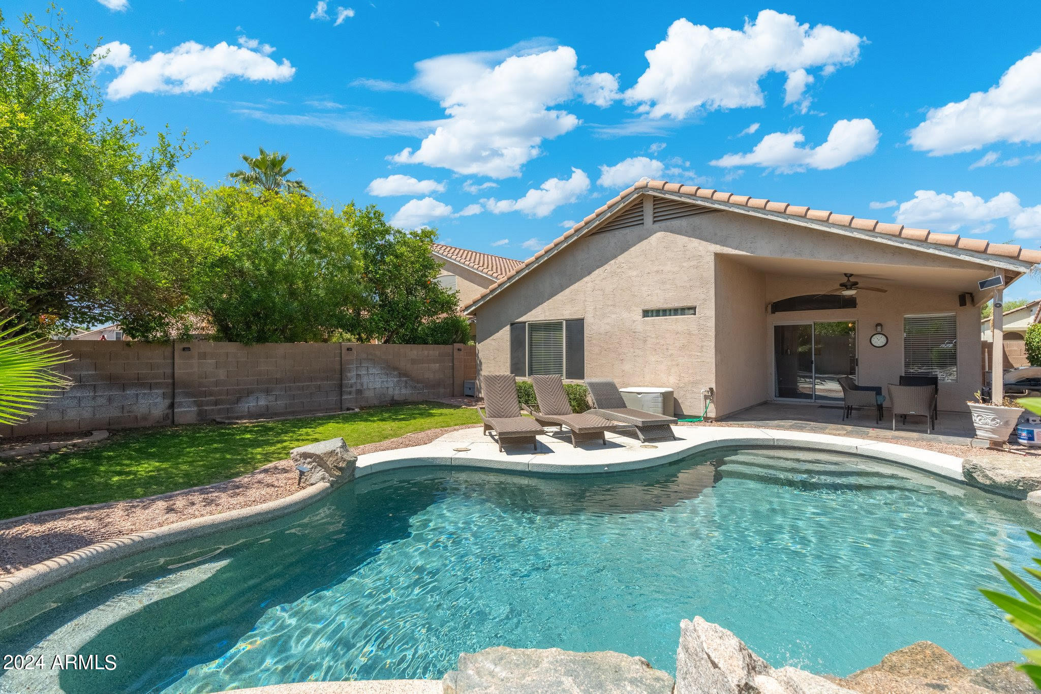 1253 S COLONIAL Drive