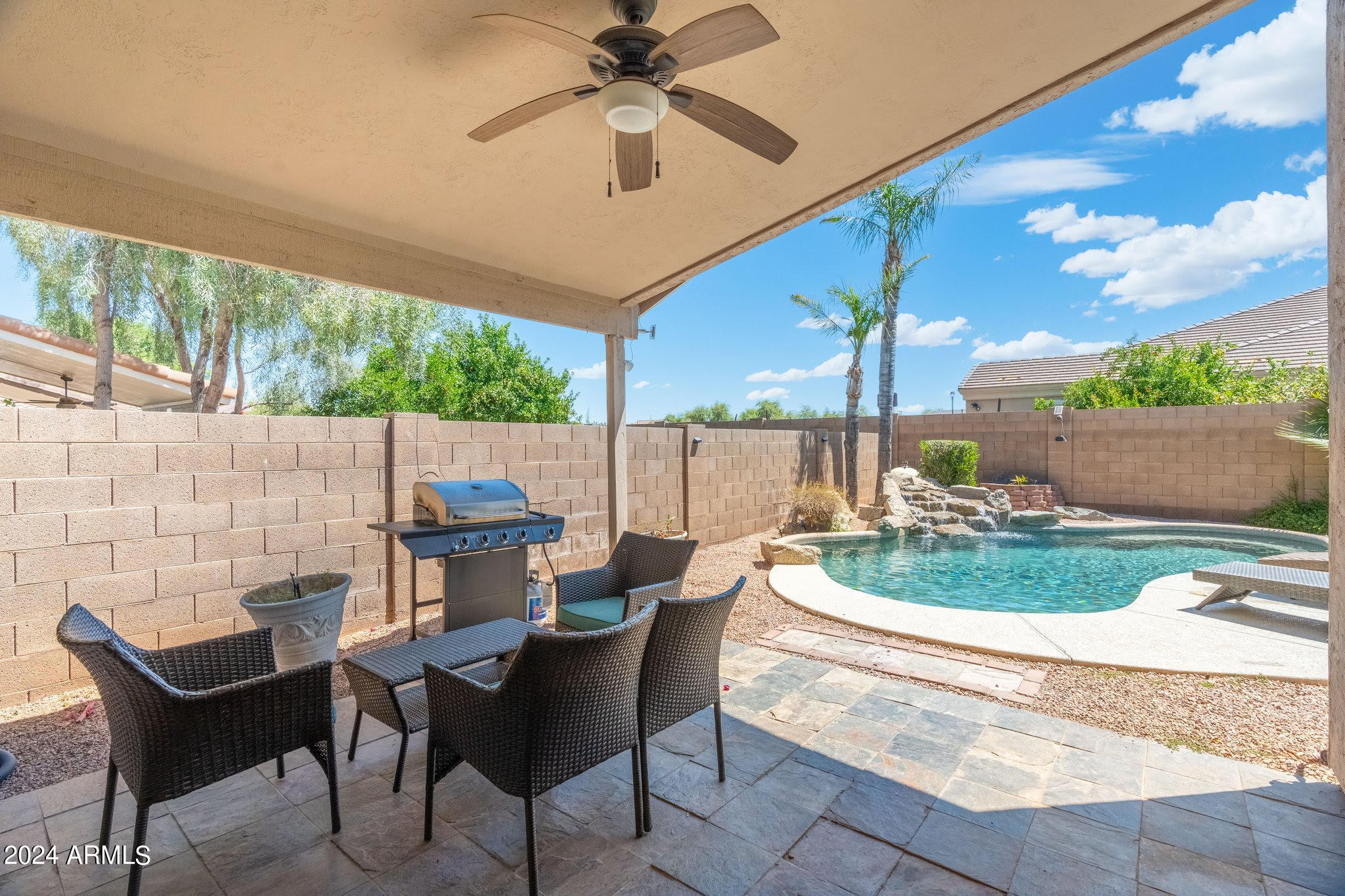 1253 S COLONIAL Drive