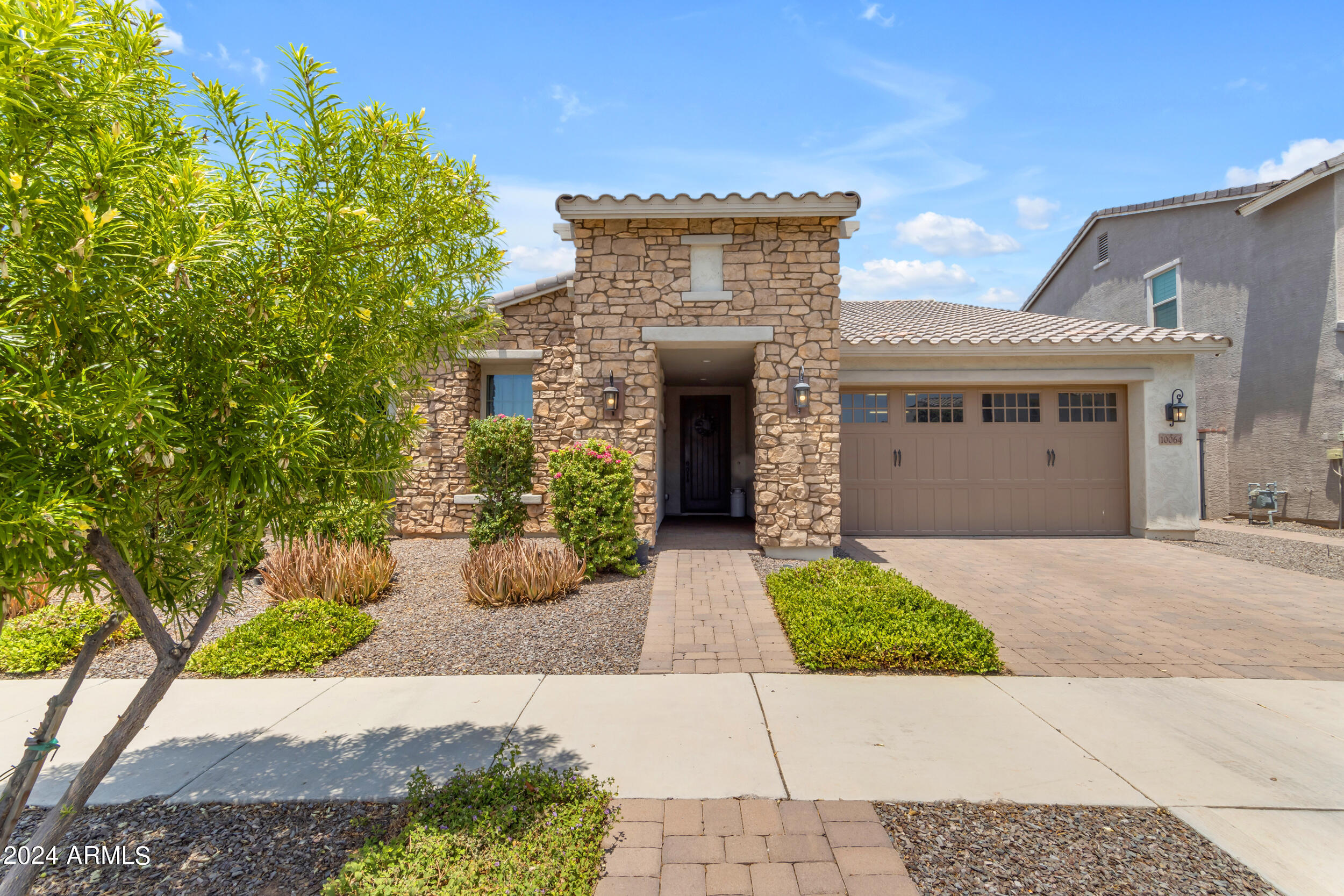 10064 E SATELLITE Drive