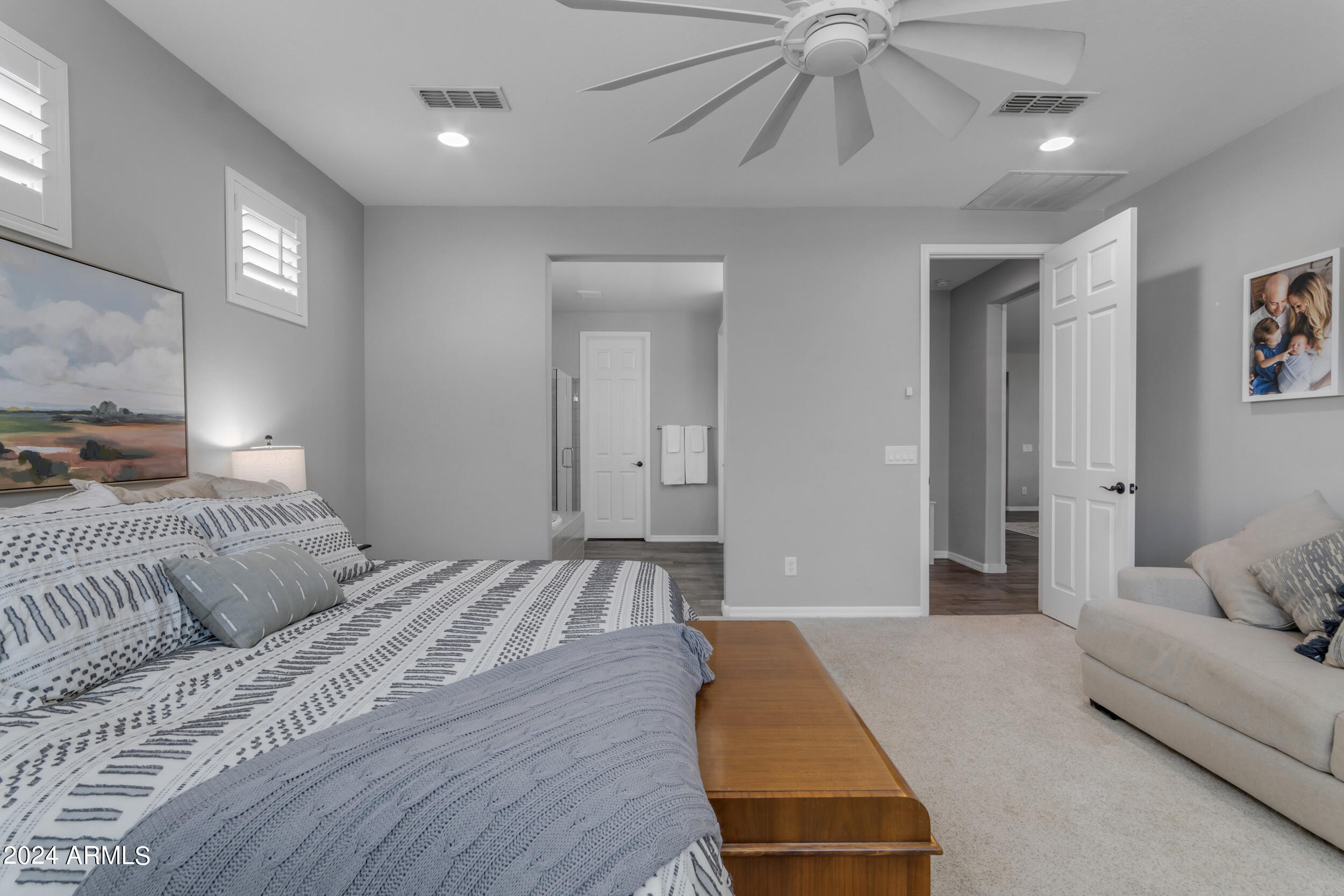 10064 E SATELLITE Drive