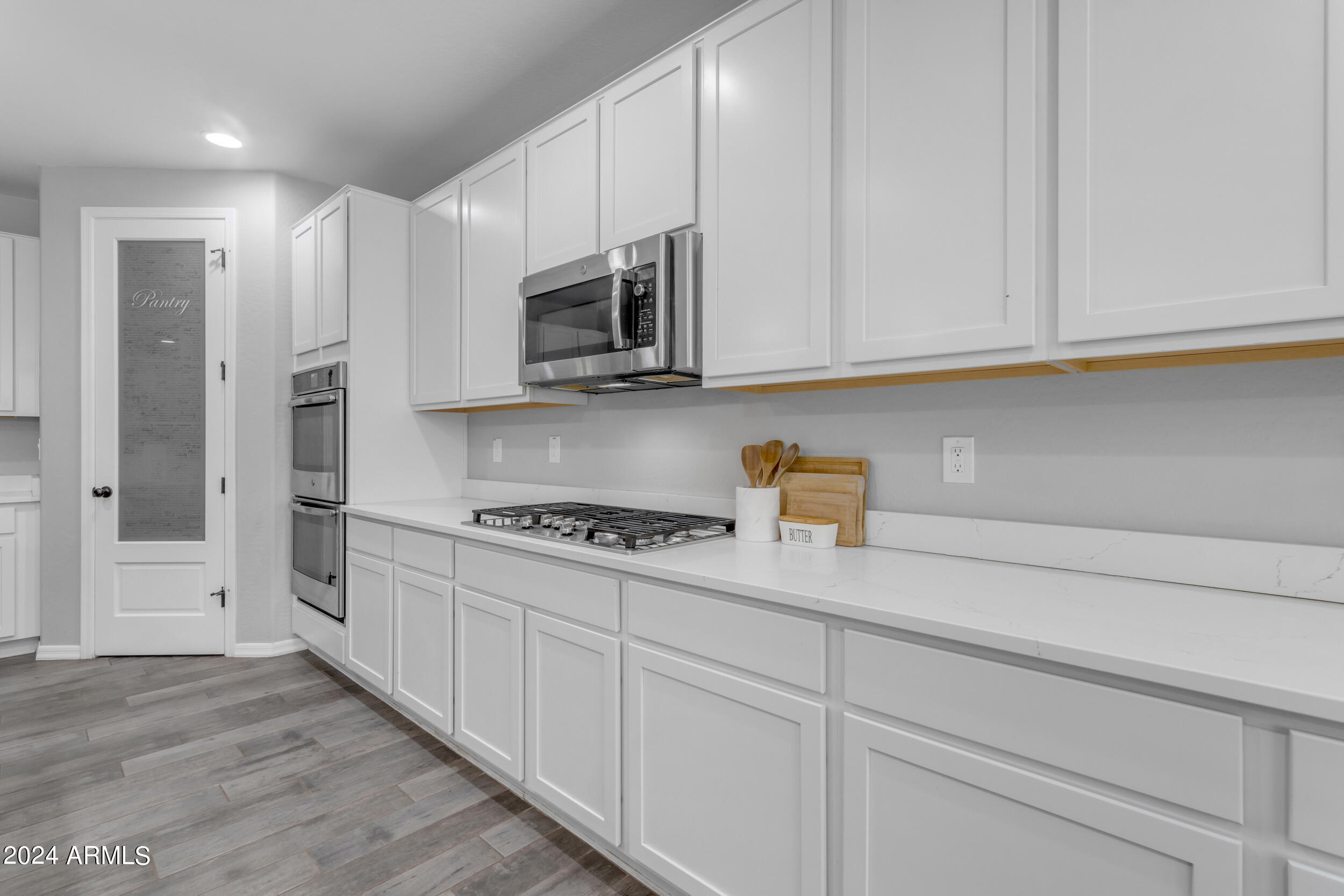 10064 E SATELLITE Drive