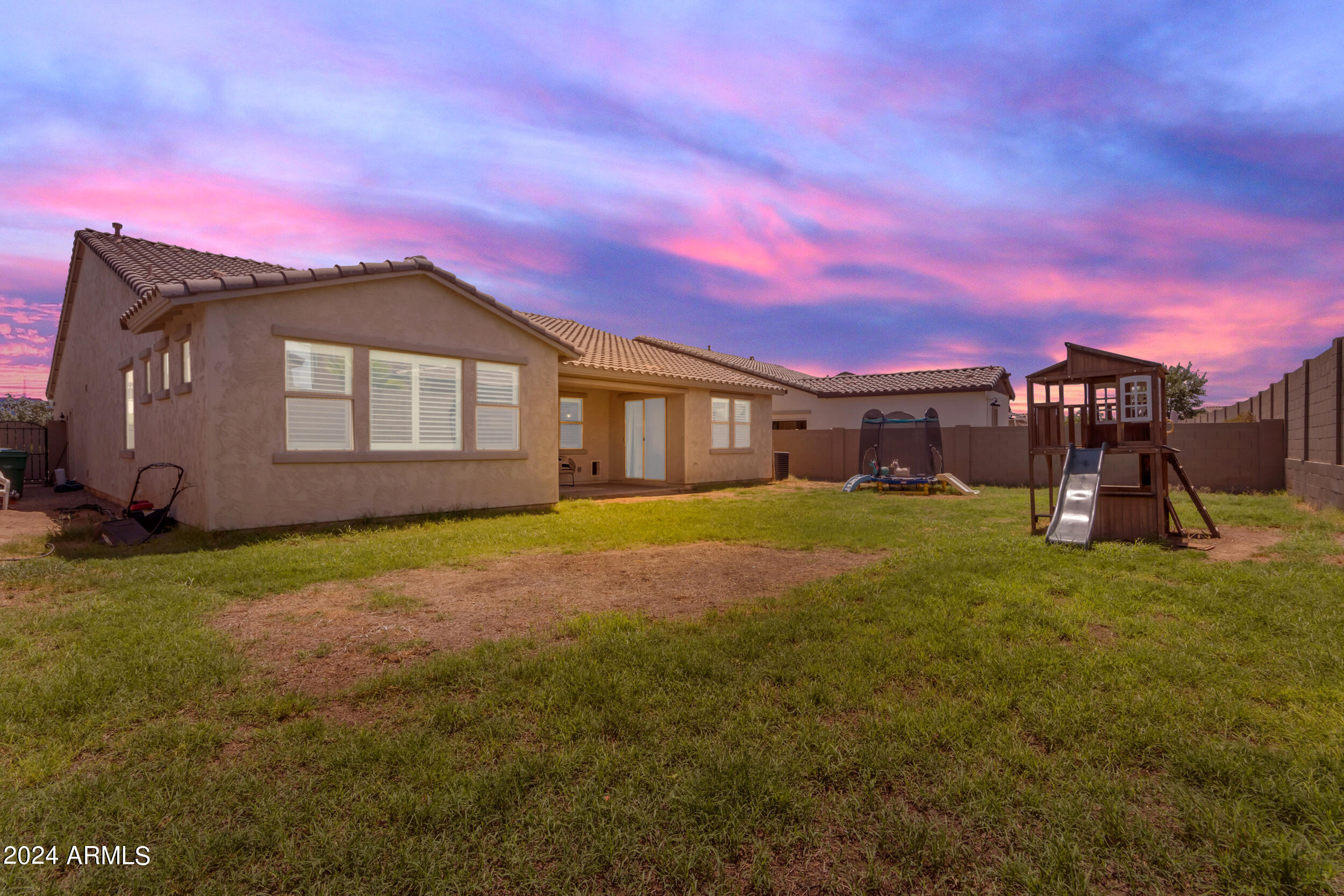 10064 E SATELLITE Drive