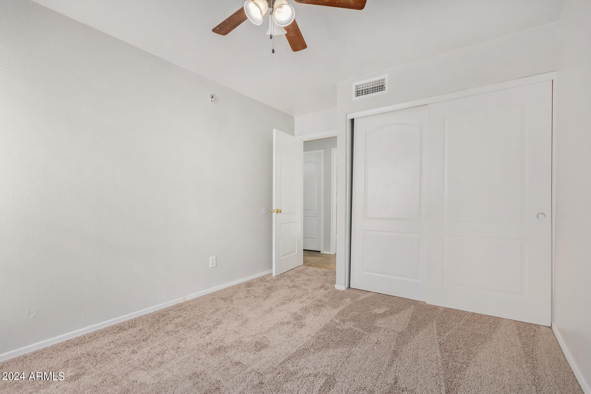 2342 E SMOKE TREE Road