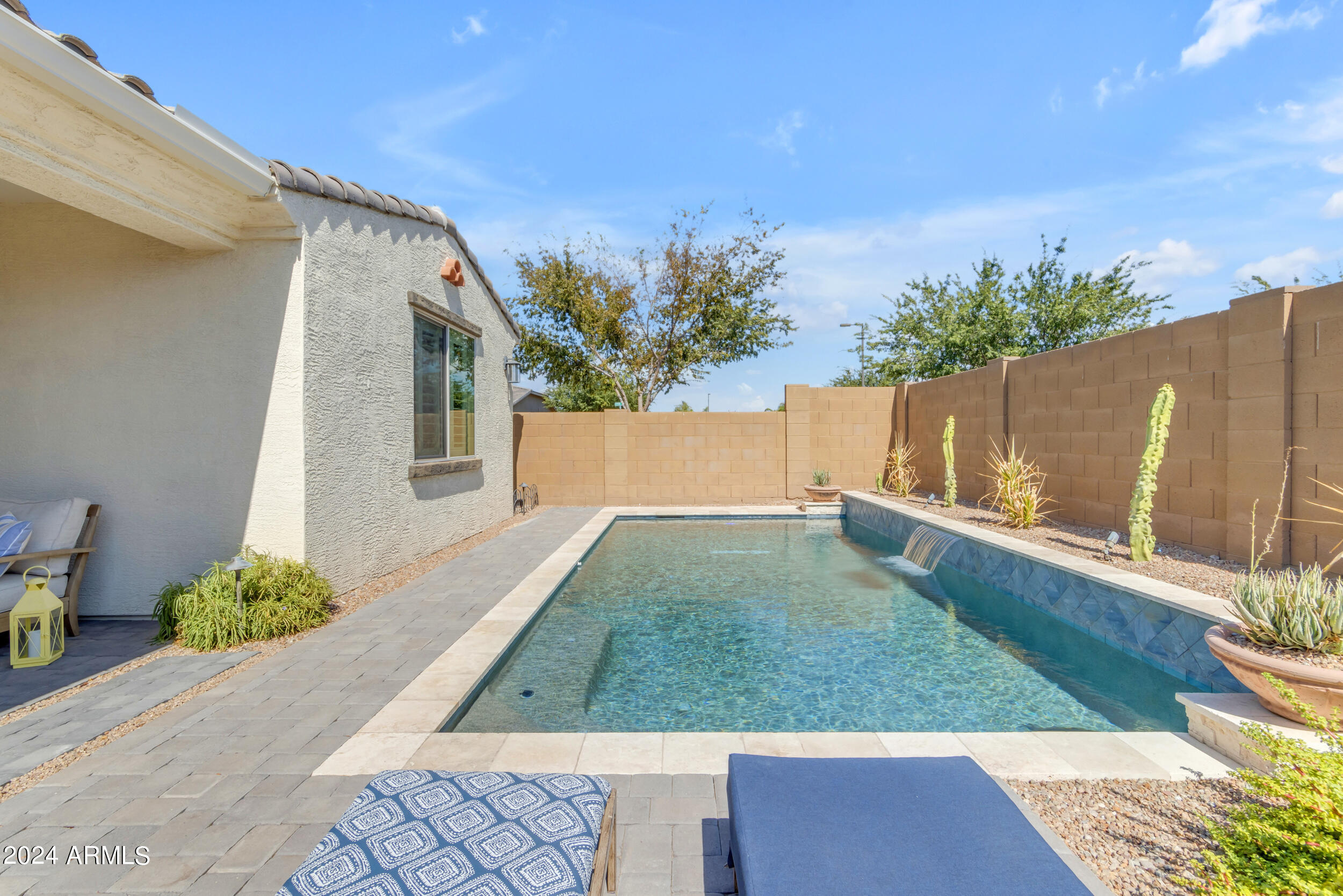 22559 E DUNCAN Street