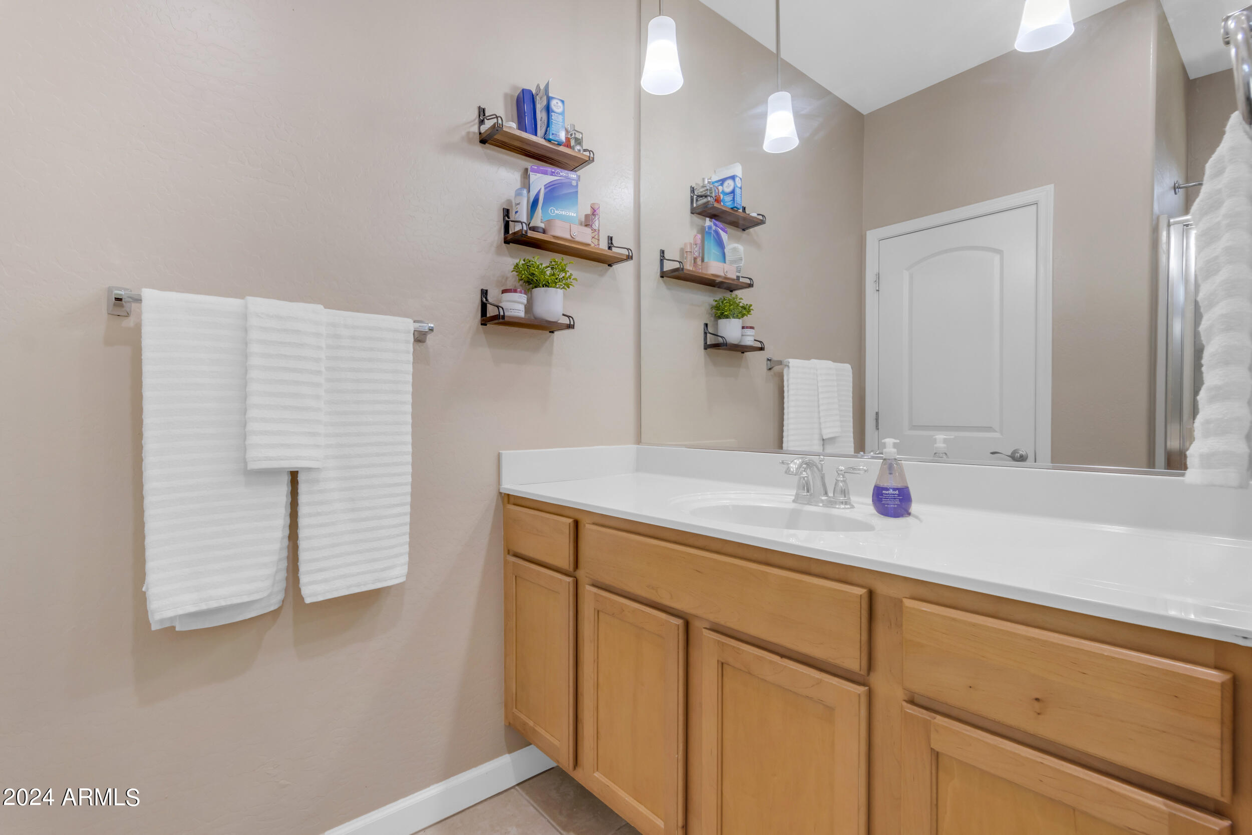 4971 E SUNSTONE Drive