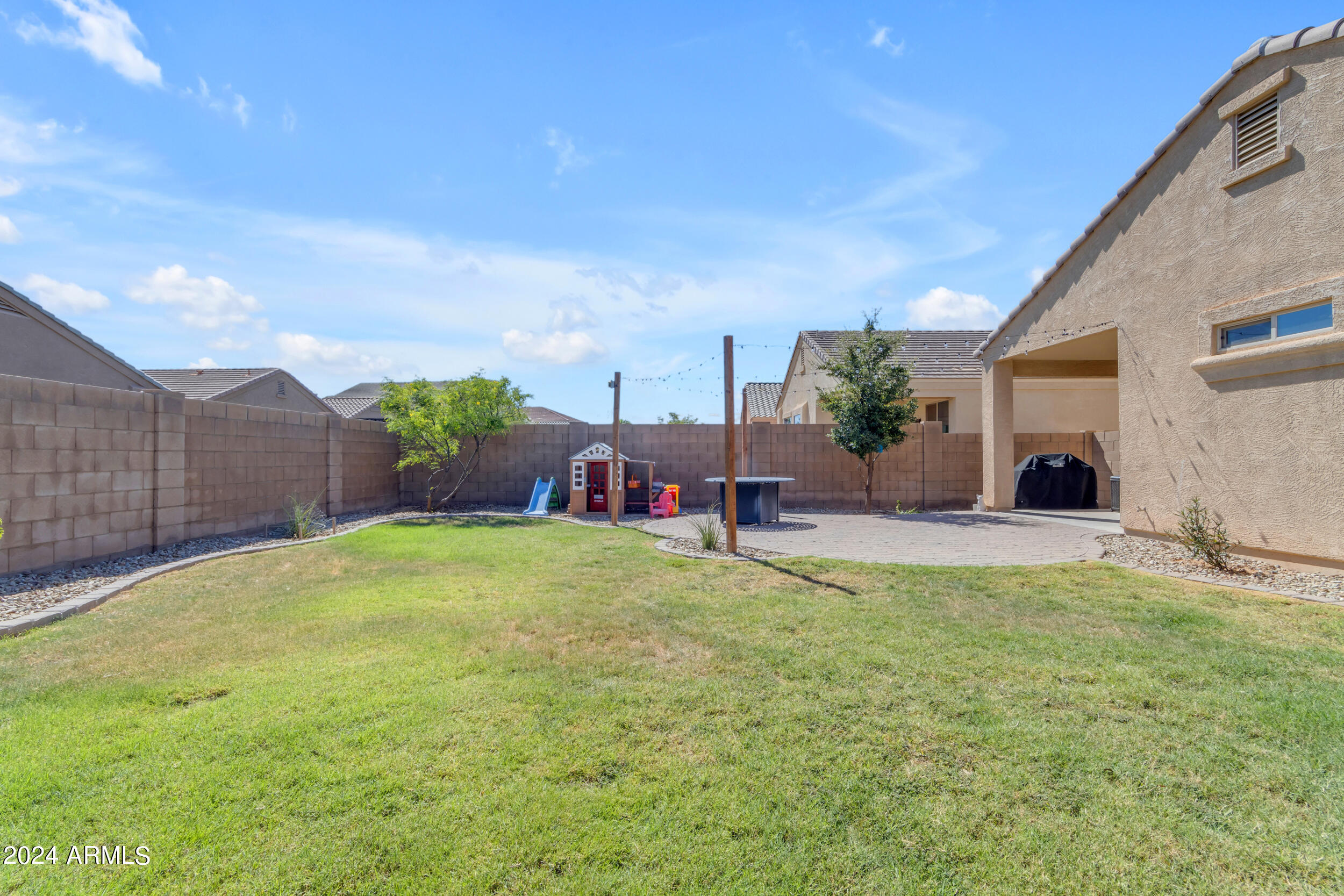 4971 E SUNSTONE Drive