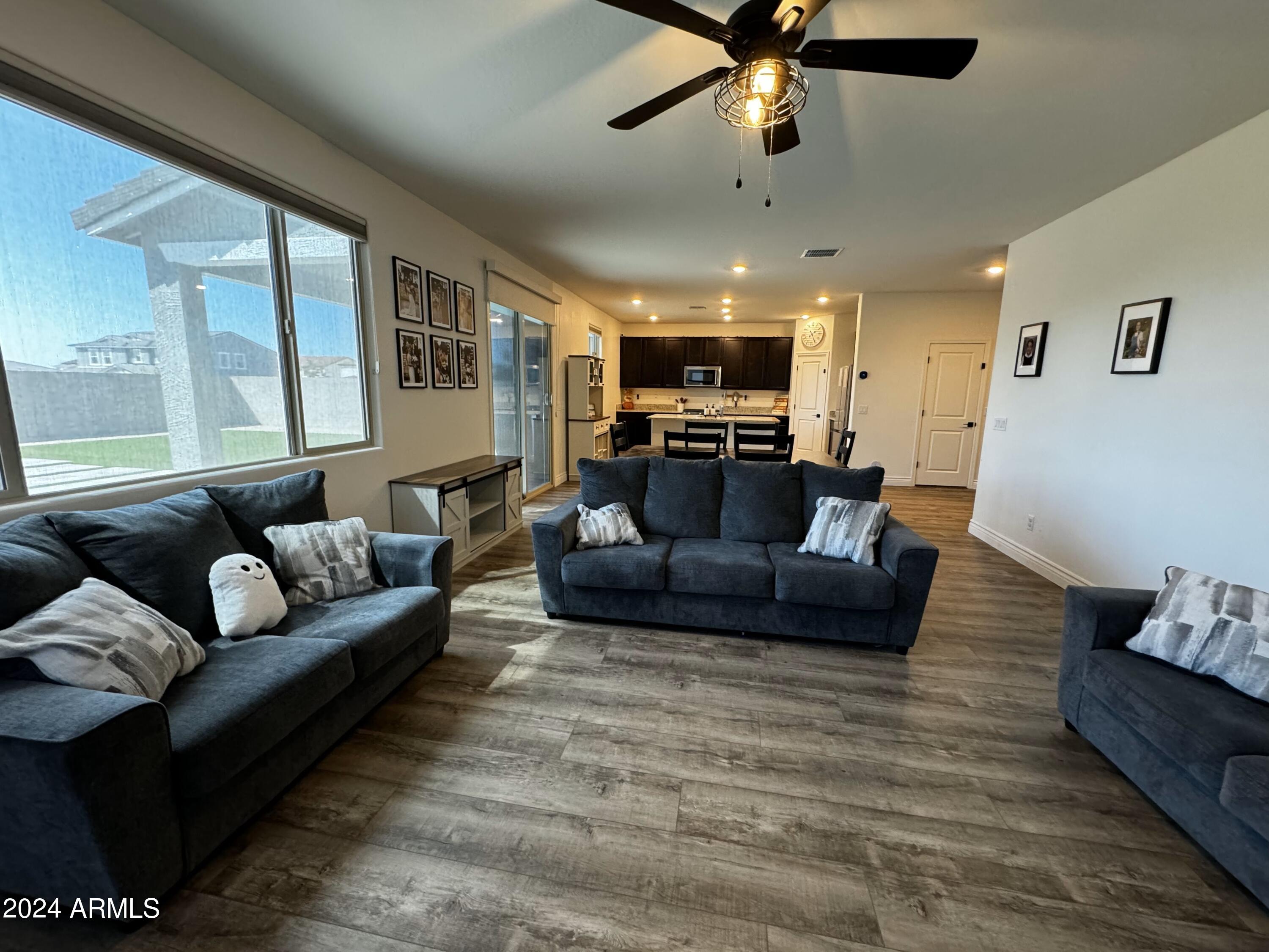 7322 S Briarwood Lane