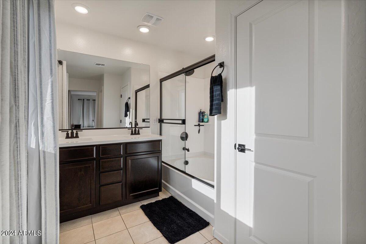 7322 S Briarwood Lane