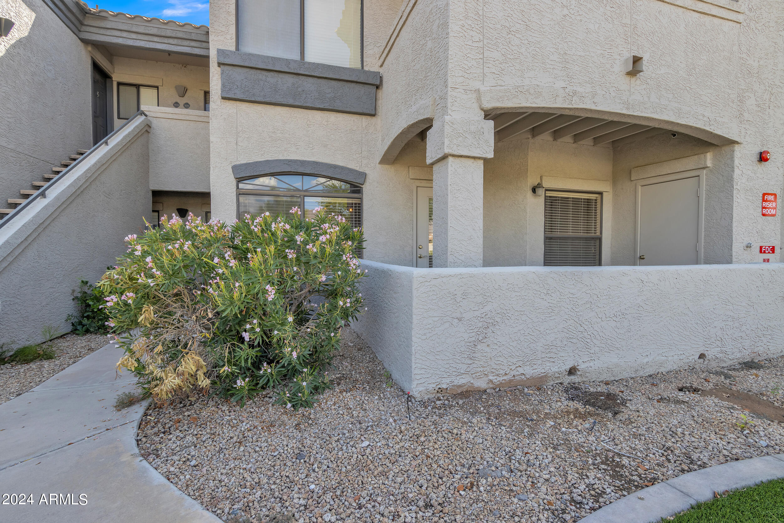 15095 N THOMPSON PEAK Parkway, 1035