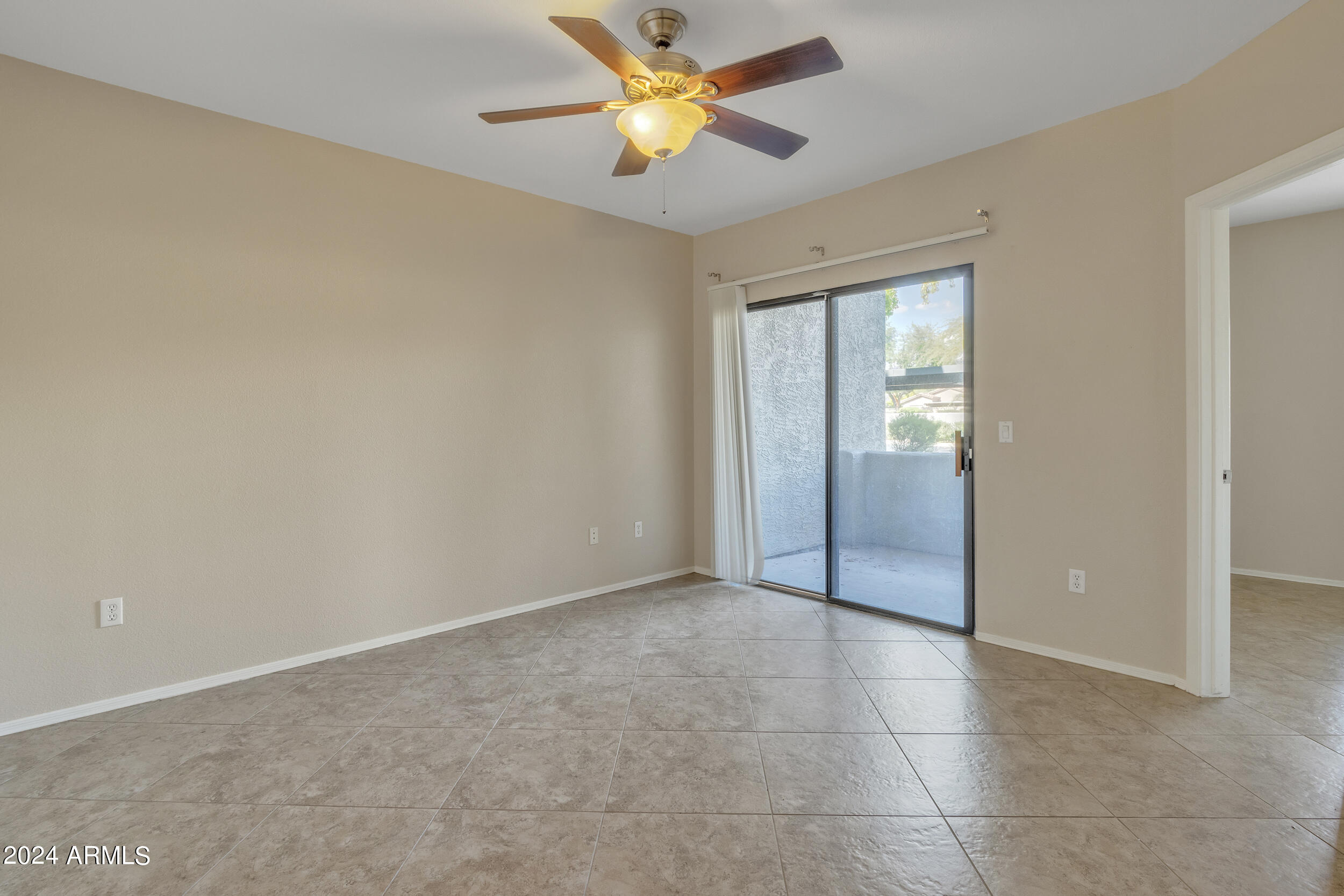 15095 N THOMPSON PEAK Parkway, 1035