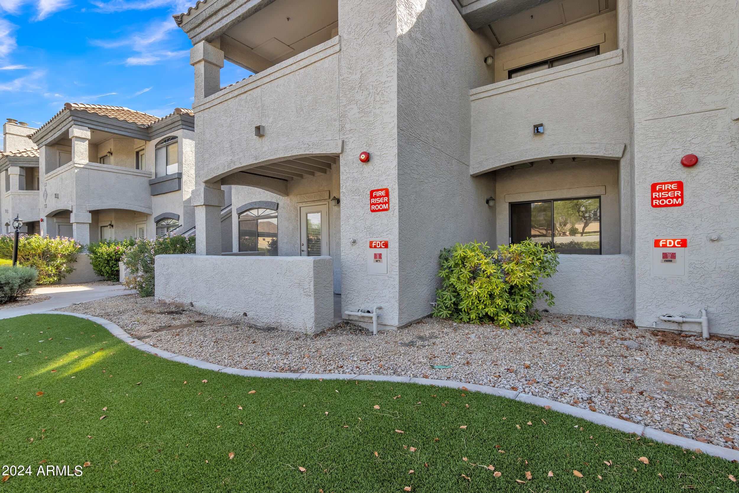 15095 N THOMPSON PEAK Parkway, 1035