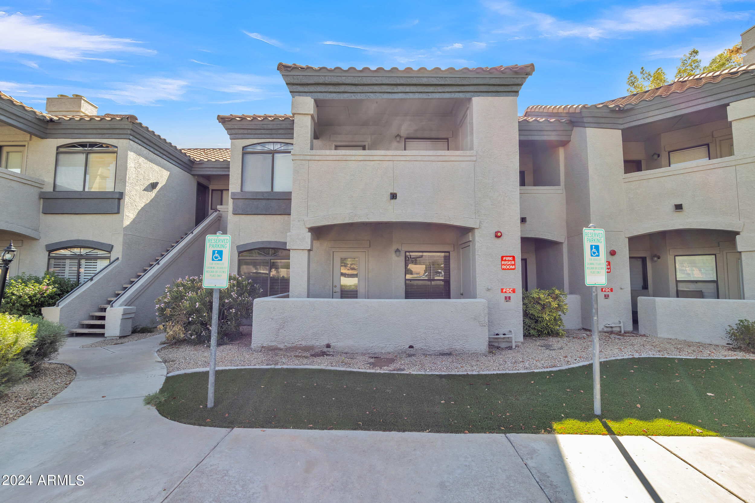 15095 N THOMPSON PEAK Parkway, 1035