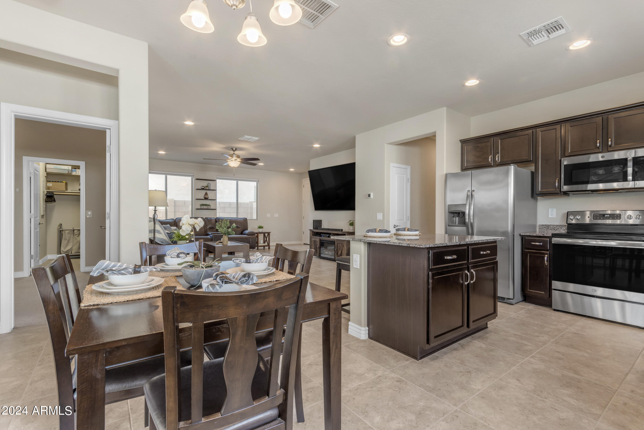 4371 W HORSENETTLE Drive