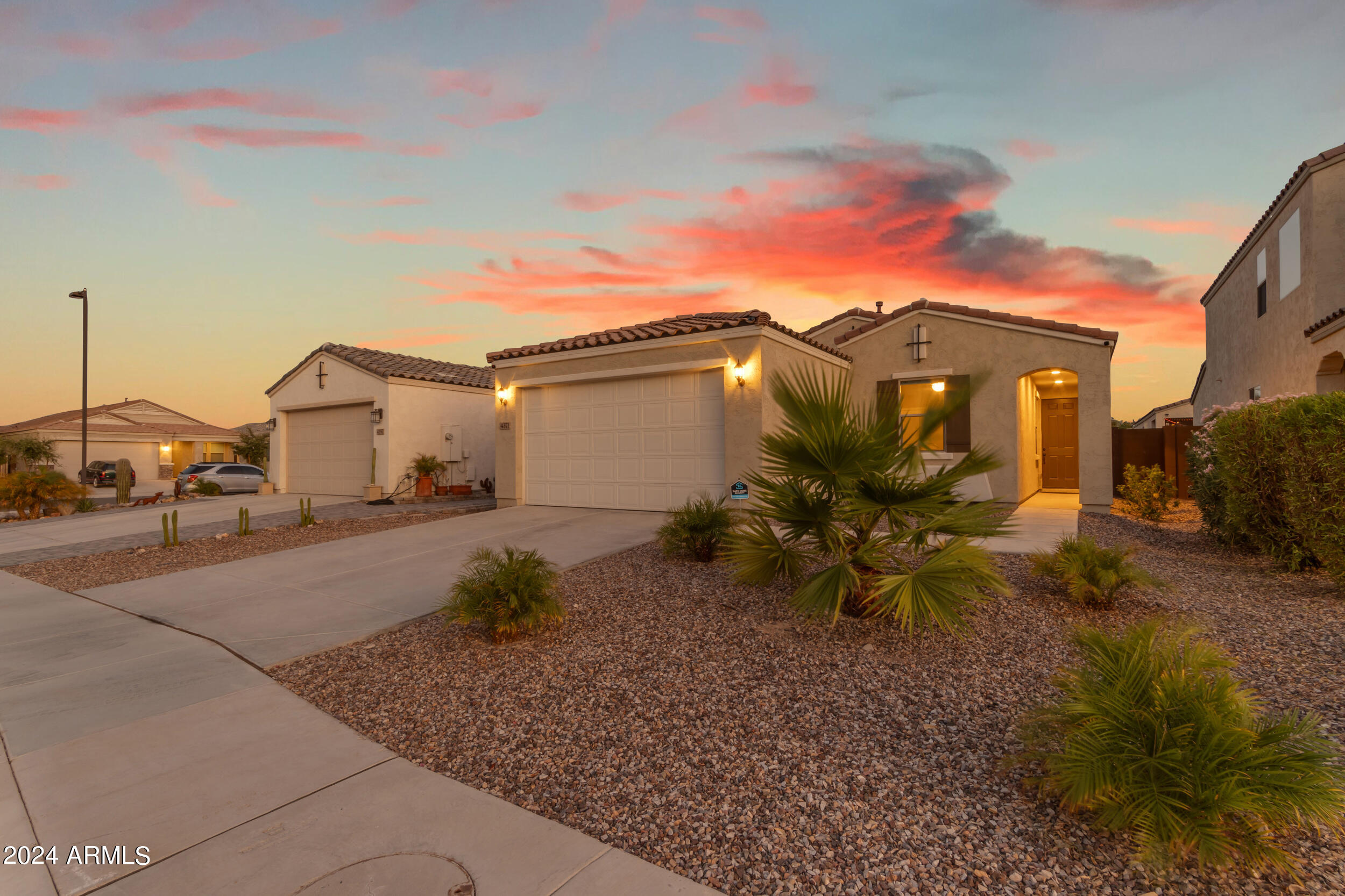 4371 W HORSENETTLE Drive