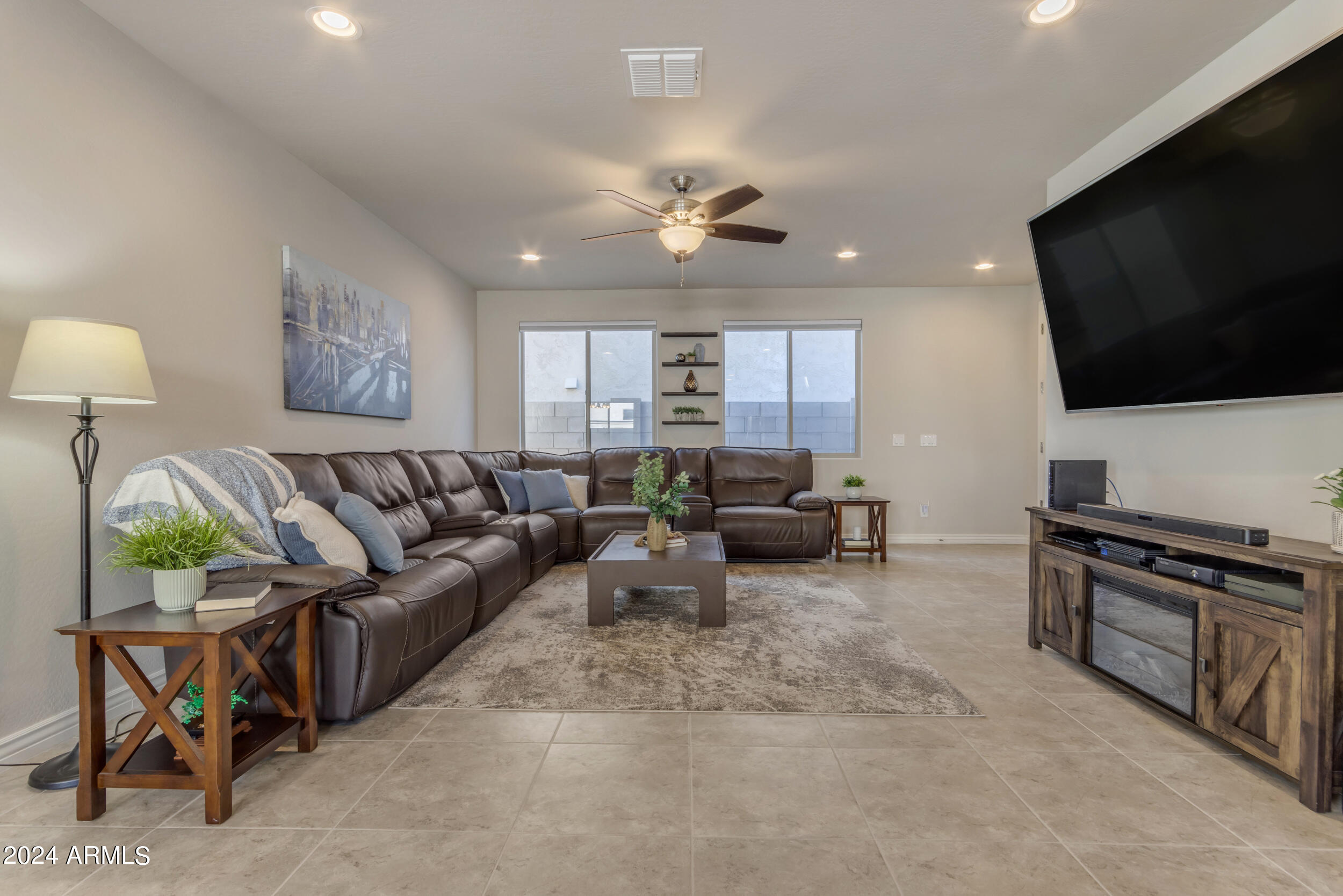 4371 W HORSENETTLE Drive