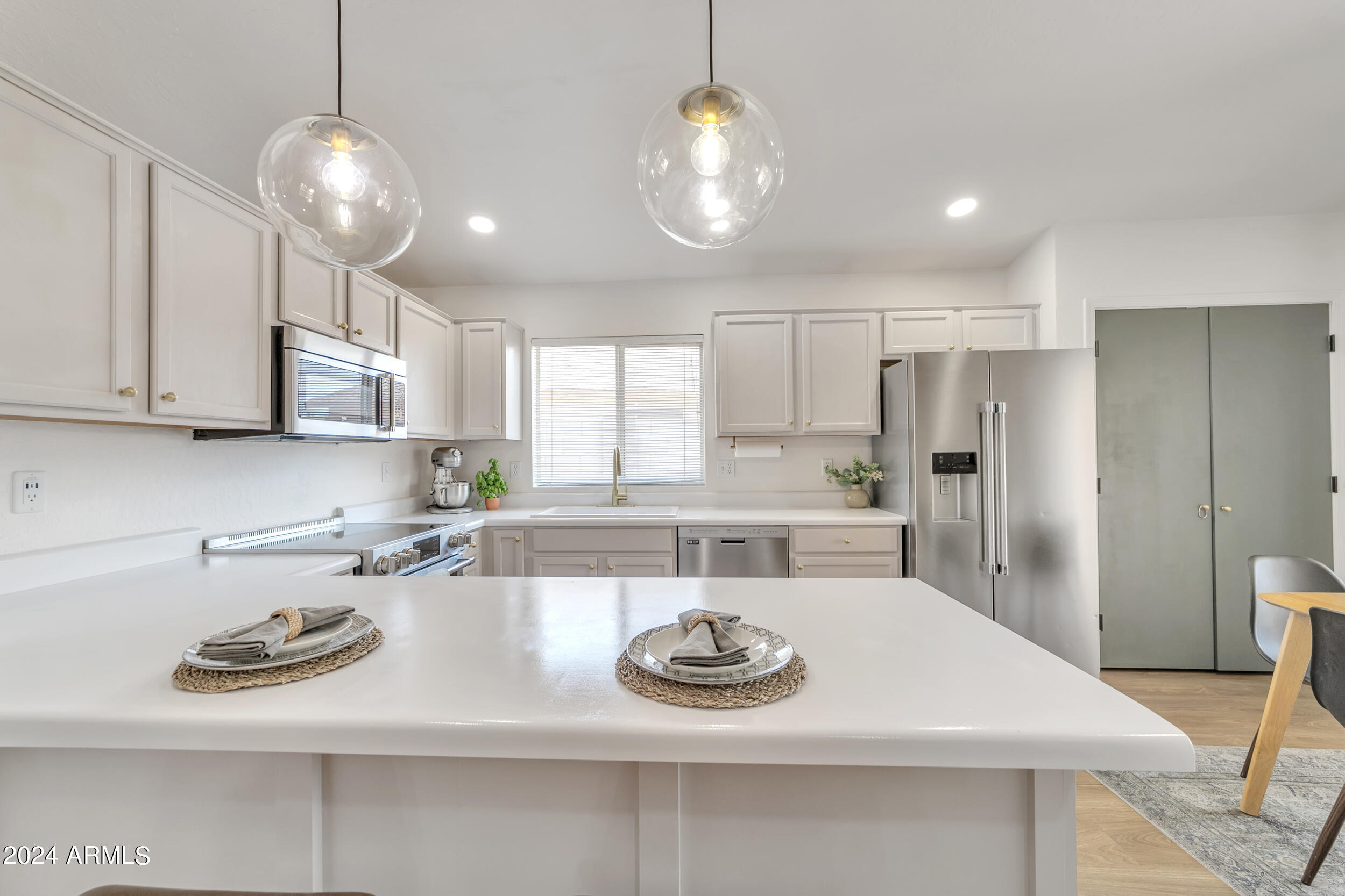 8557 E CLOVIS Avenue