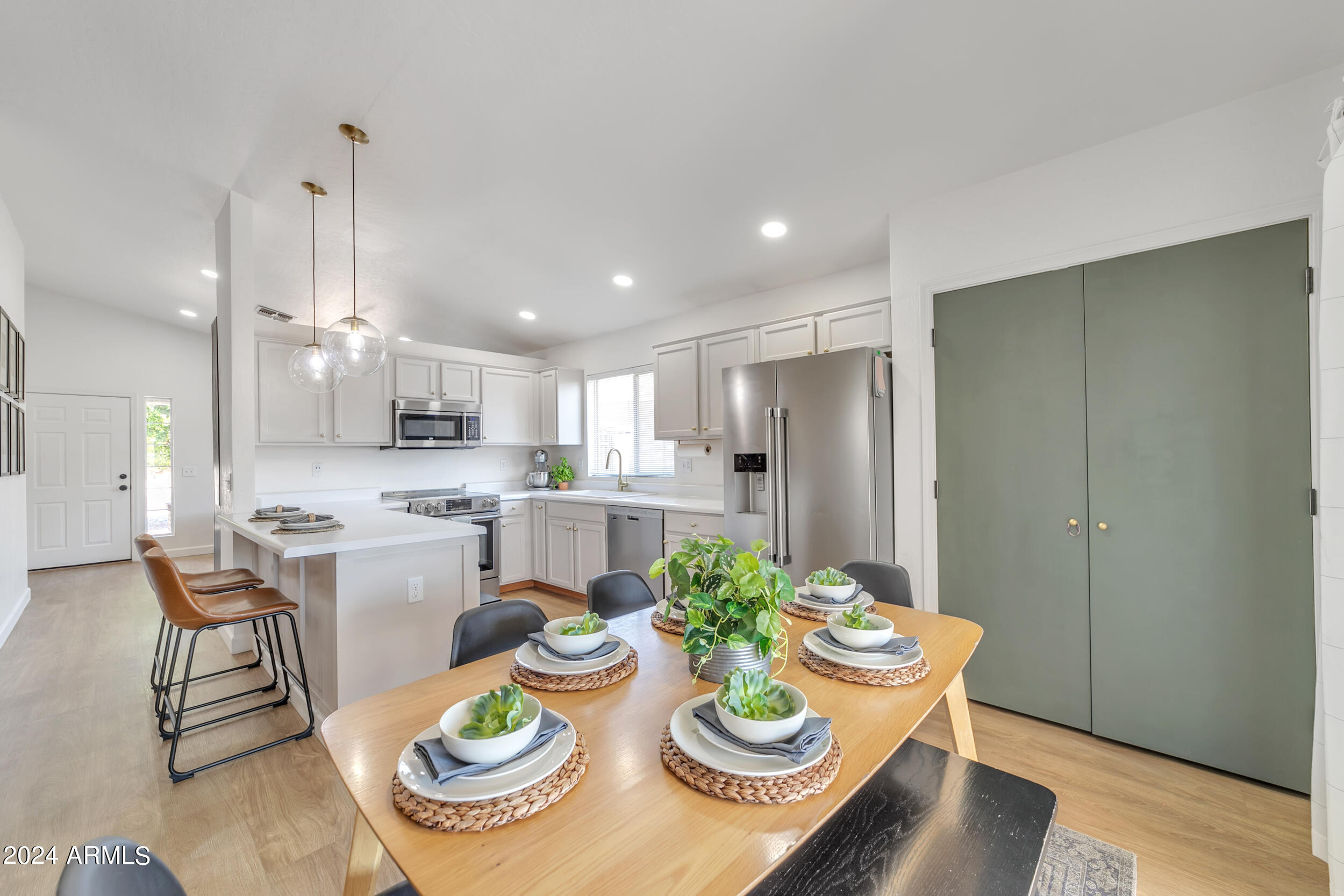 8557 E CLOVIS Avenue