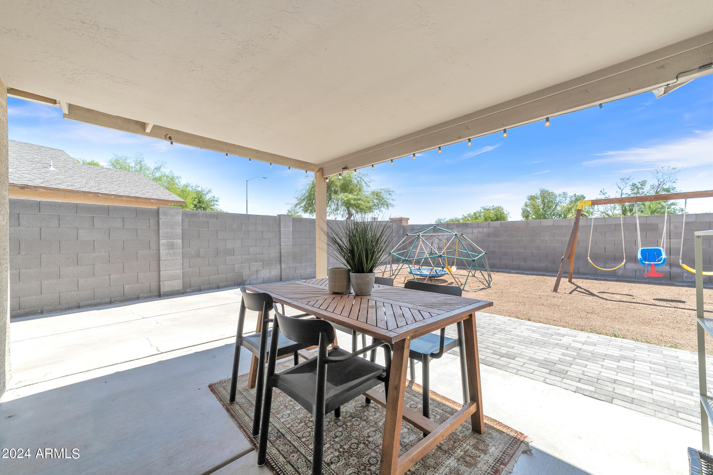 8557 E CLOVIS Avenue