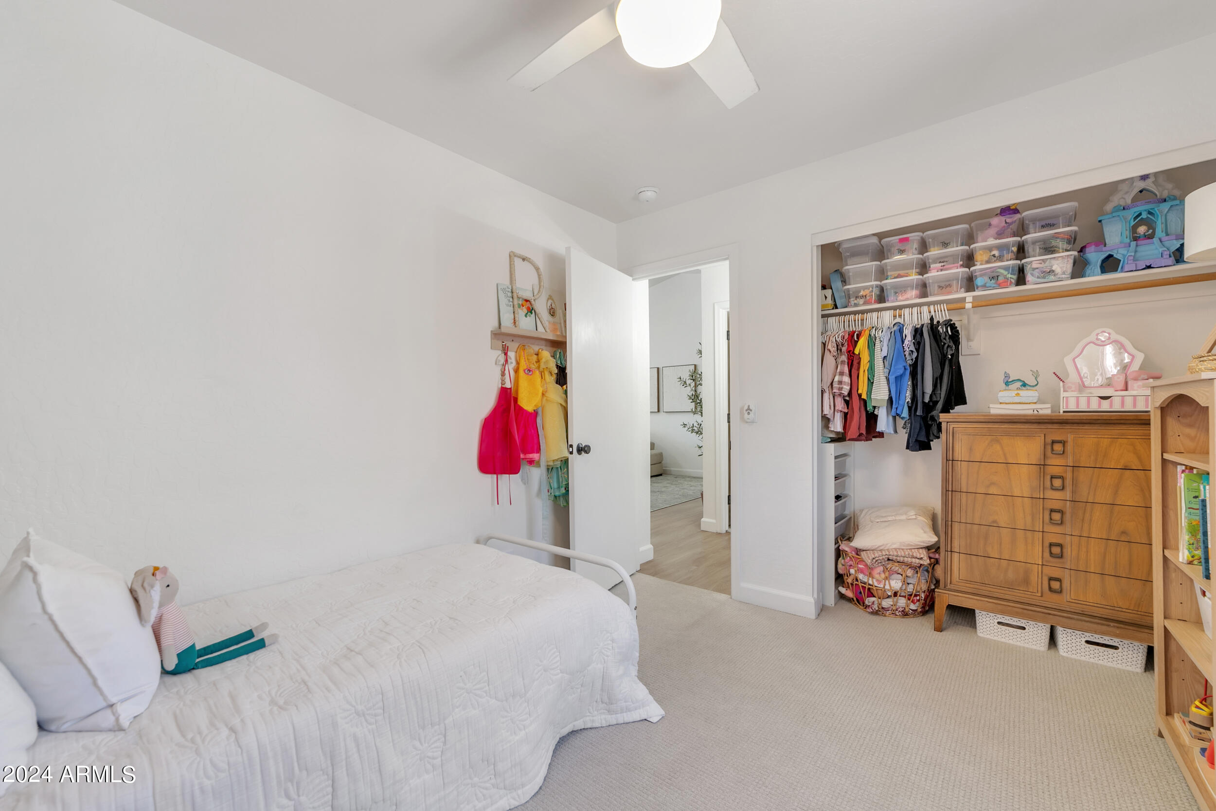 8557 E CLOVIS Avenue