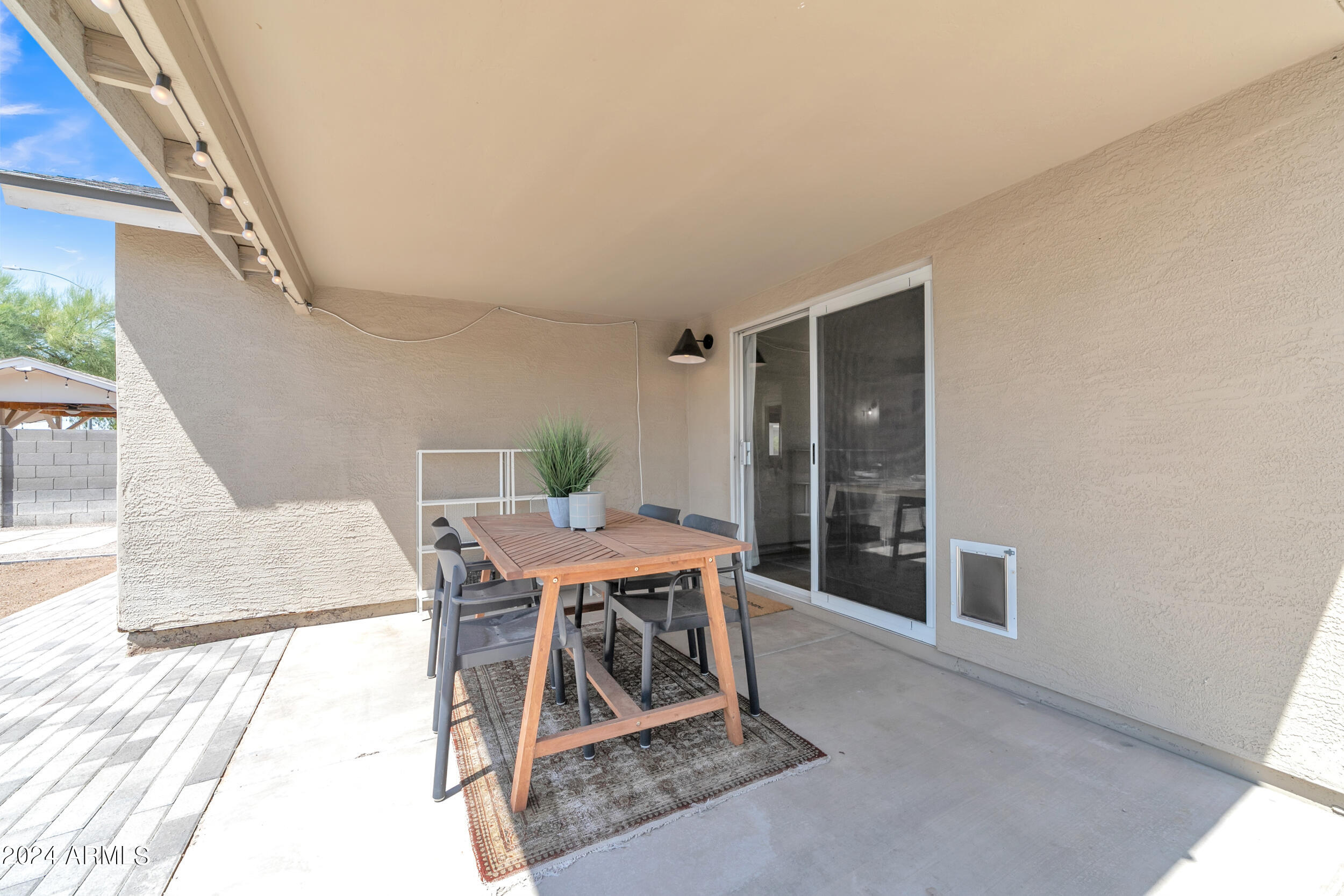 8557 E CLOVIS Avenue