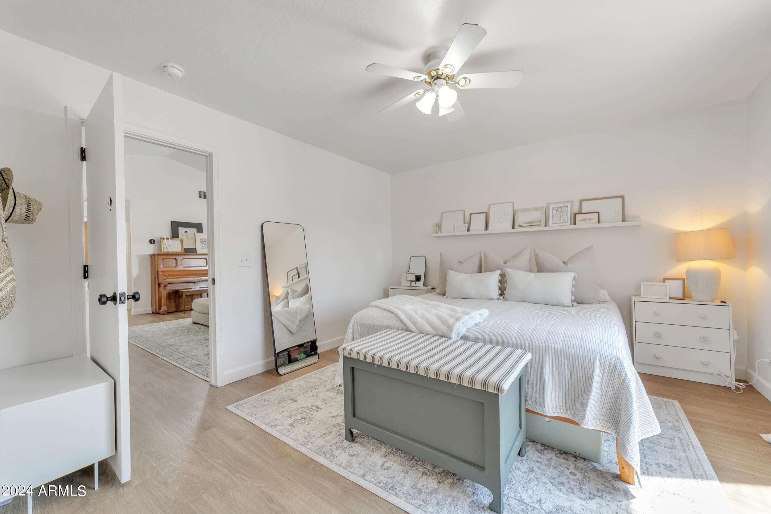 8557 E CLOVIS Avenue