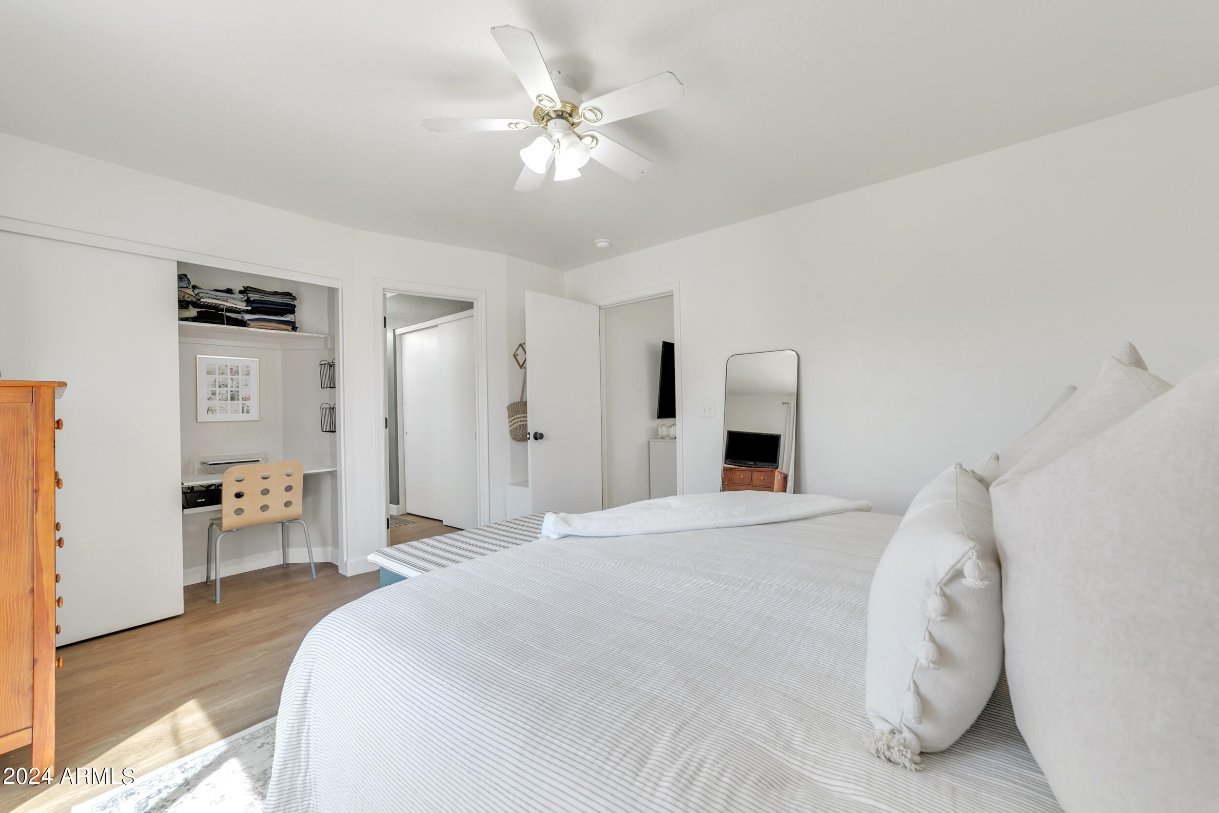 8557 E CLOVIS Avenue