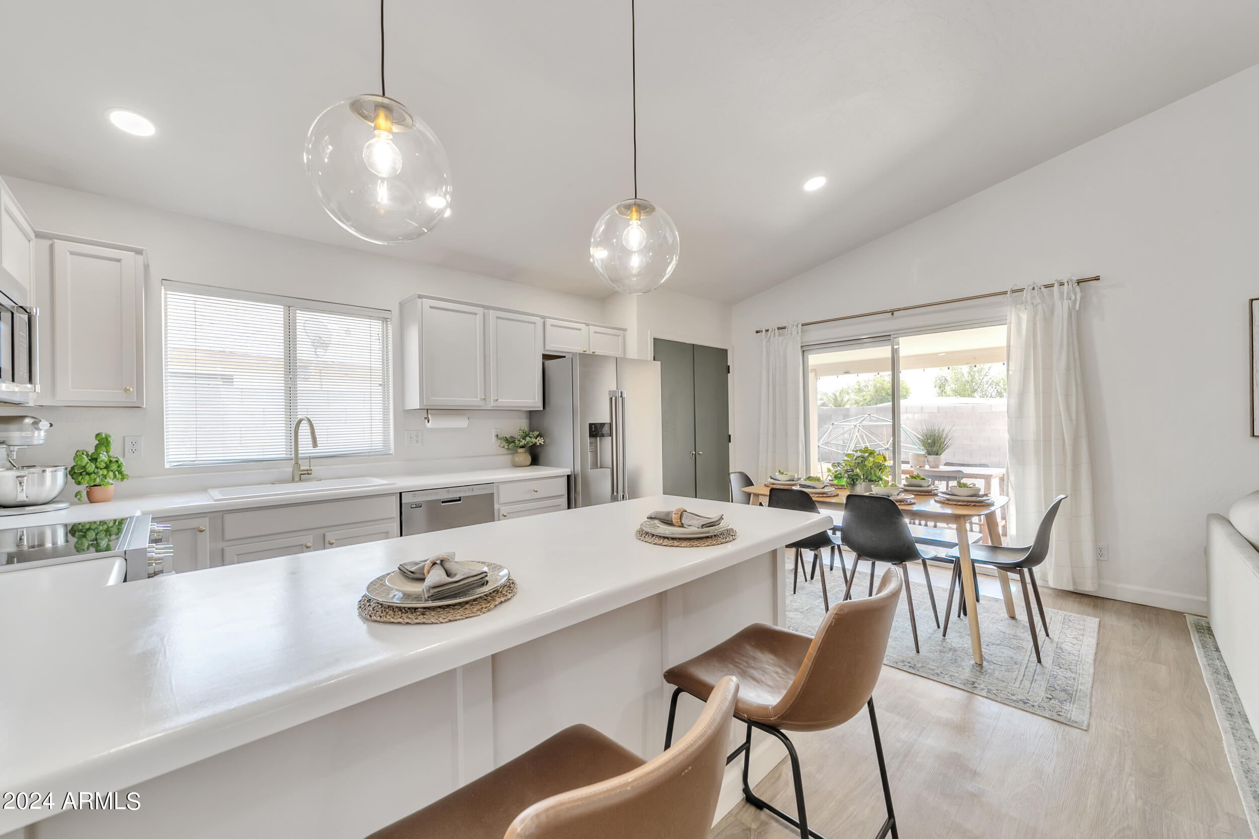 8557 E CLOVIS Avenue