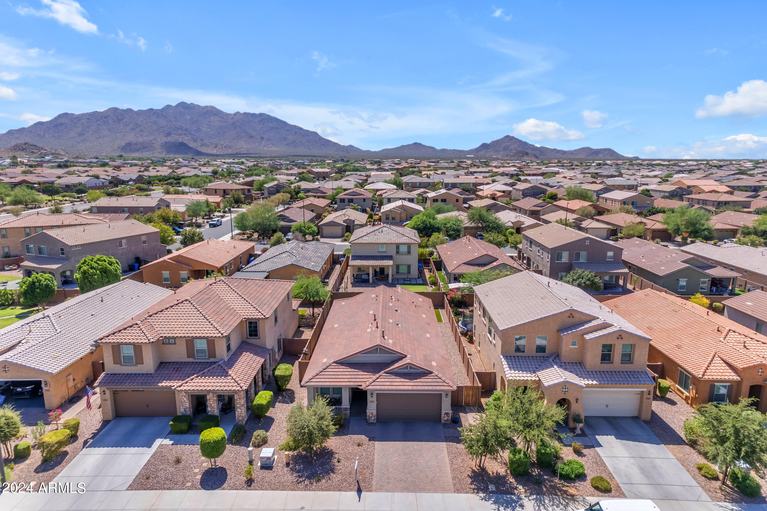 2749 E BELLERIVE Drive