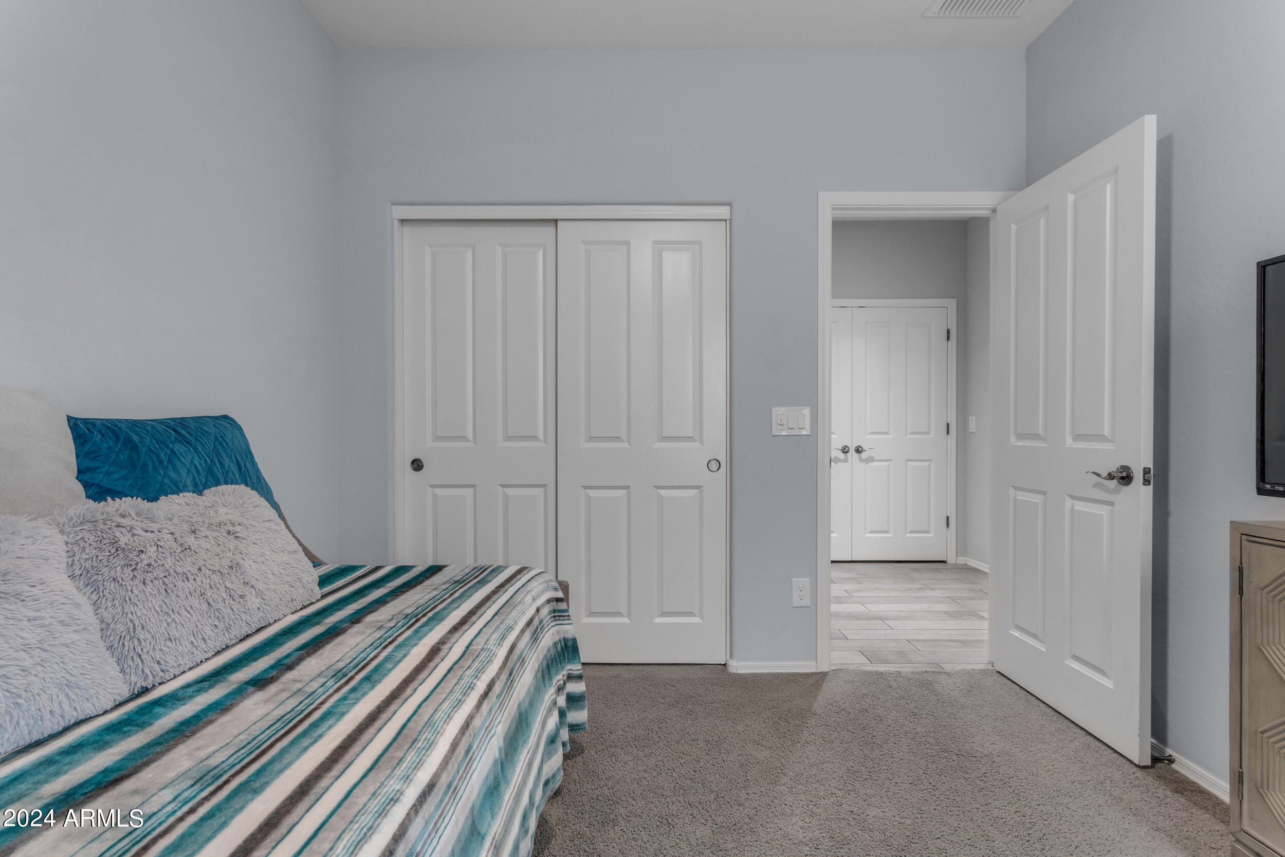 2749 E BELLERIVE Drive