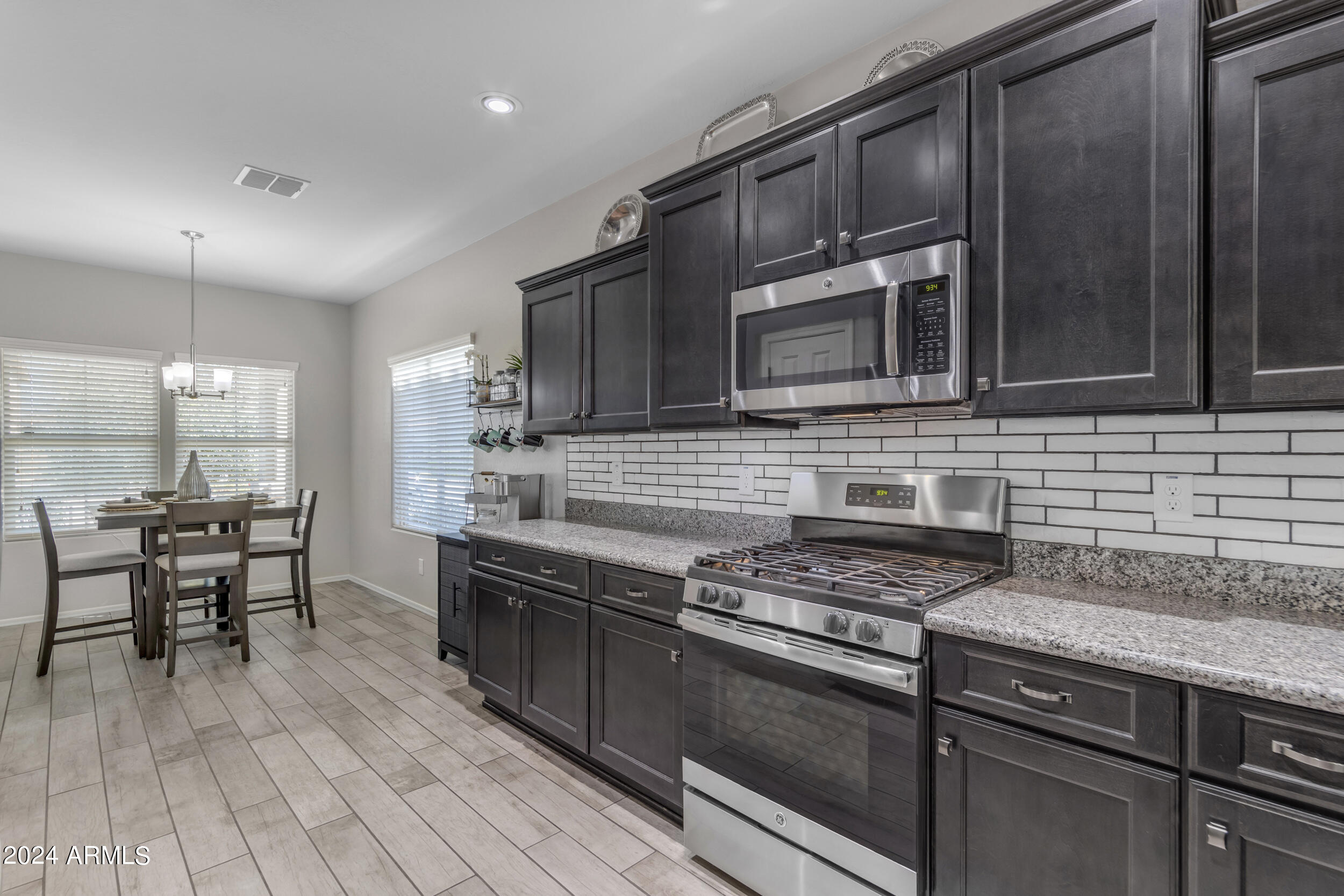 2749 E BELLERIVE Drive