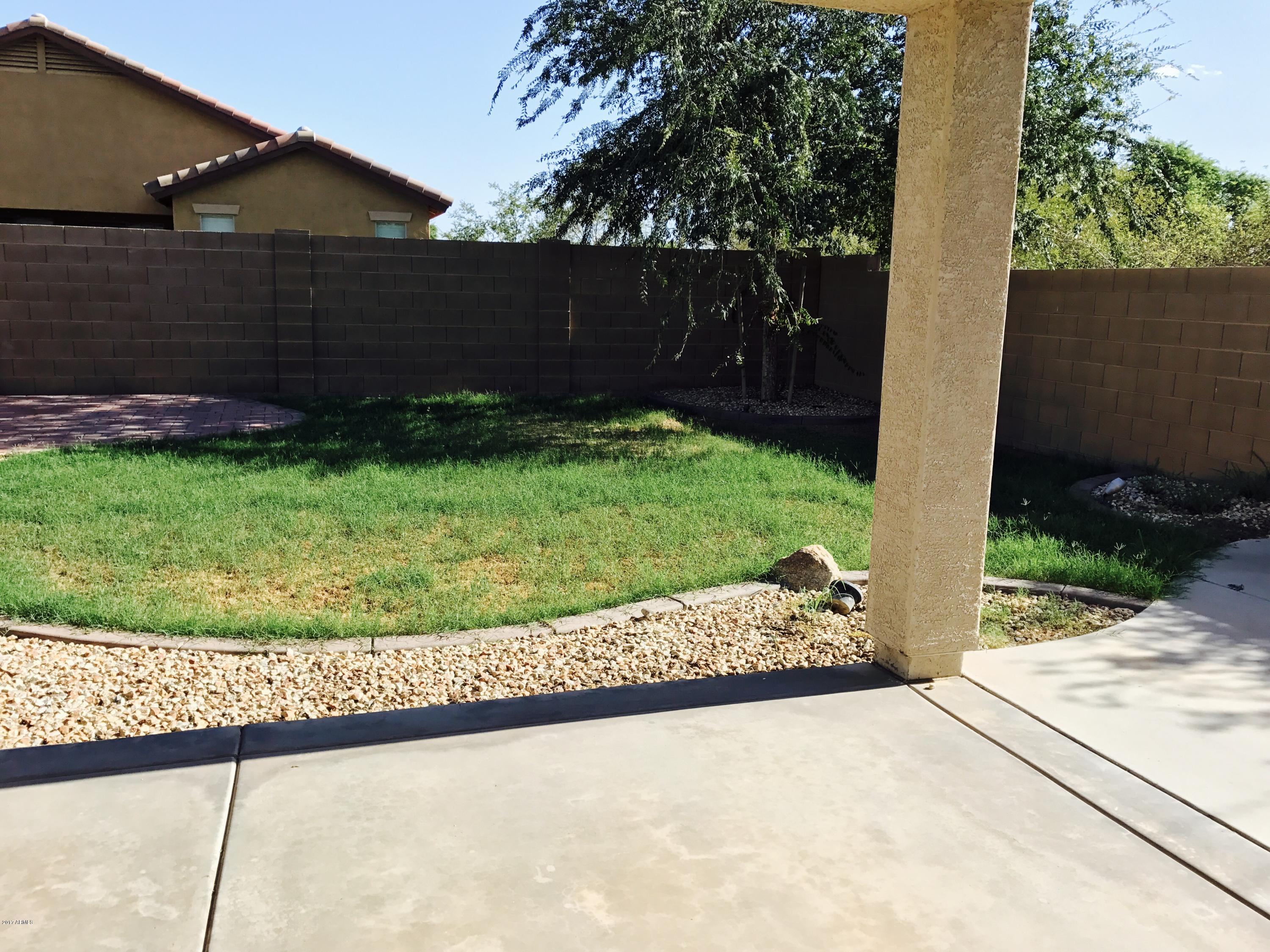 3061 E VALLEJO Drive