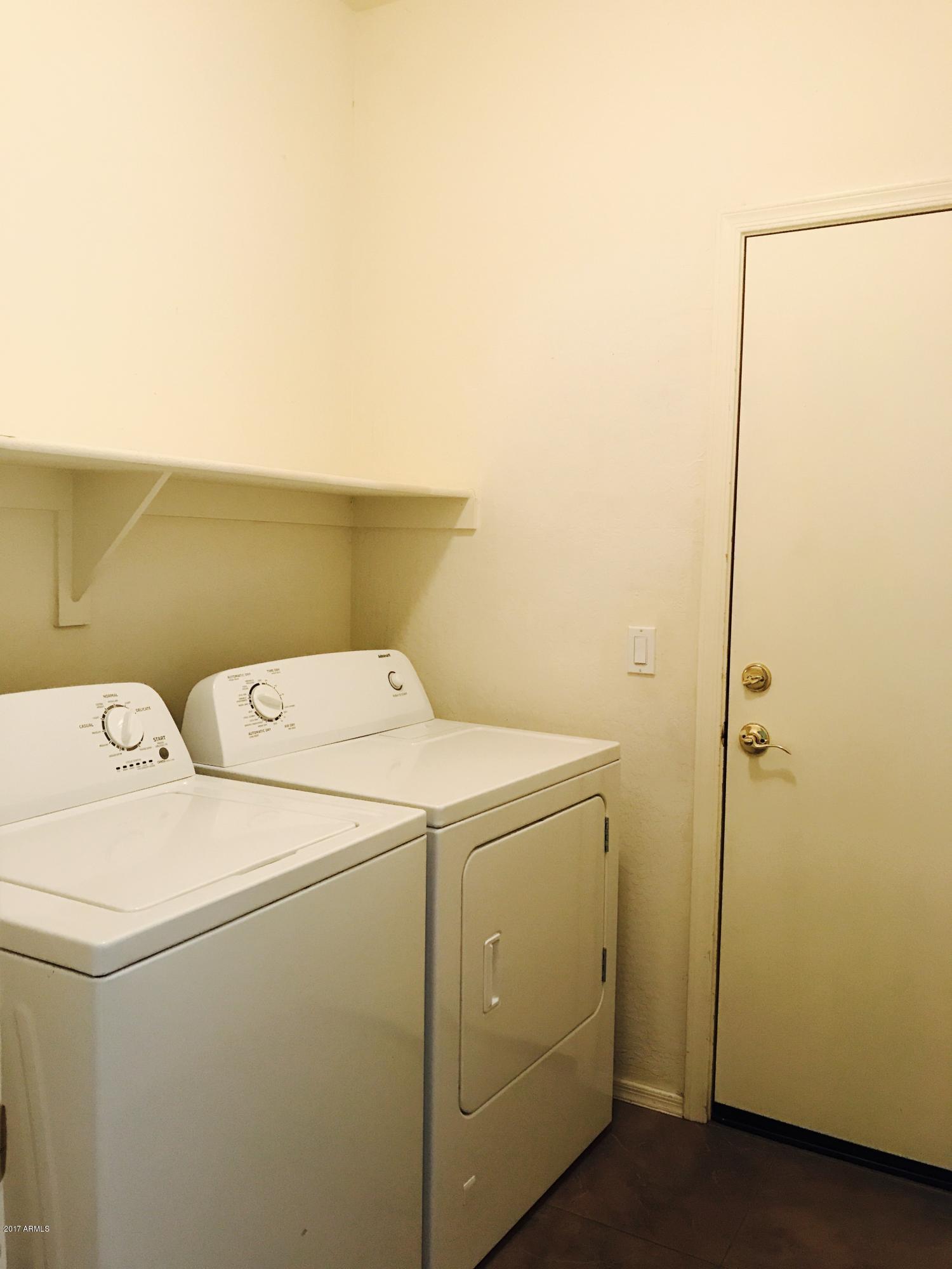 3061 E VALLEJO Drive