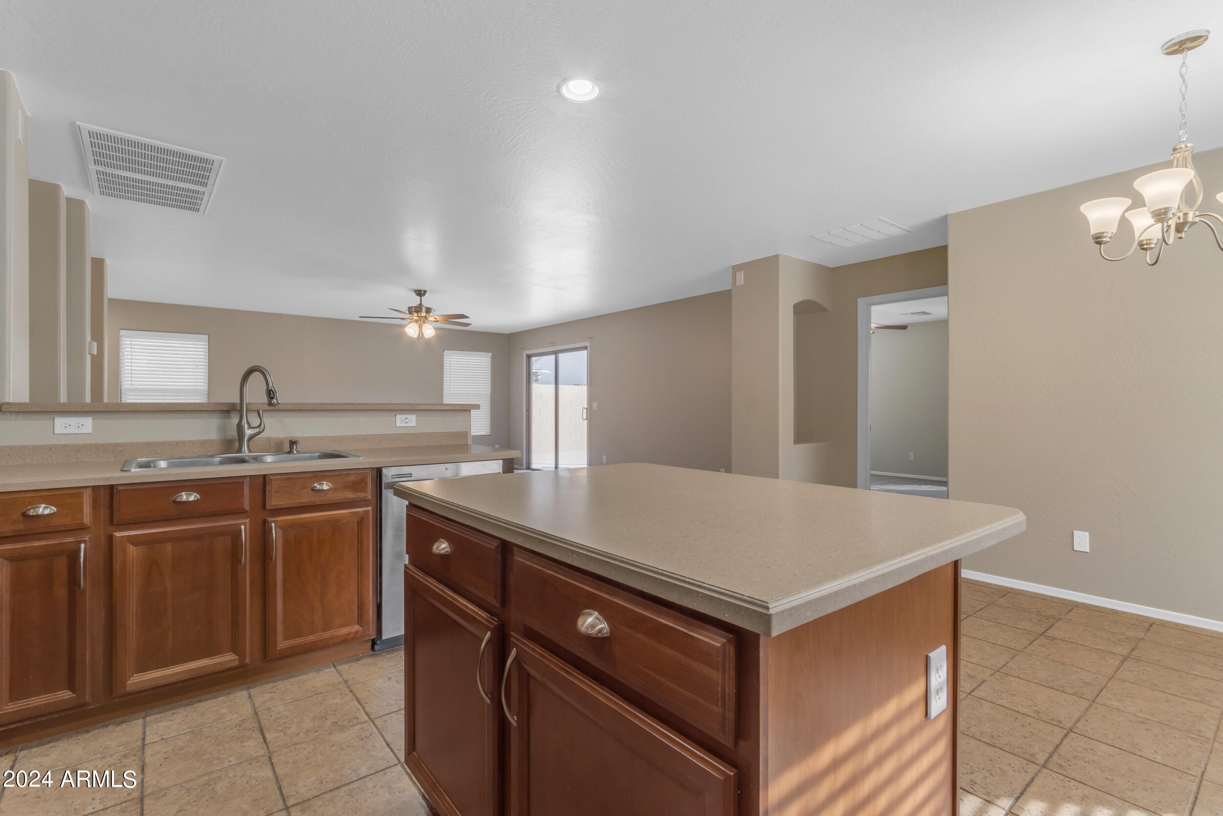 2199 W TANNER RANCH Road