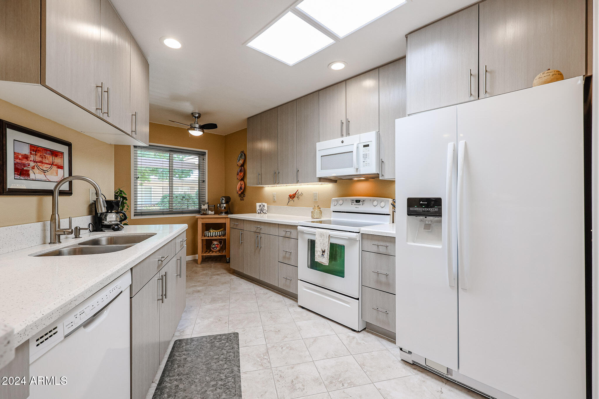 13877 N 111TH Avenue