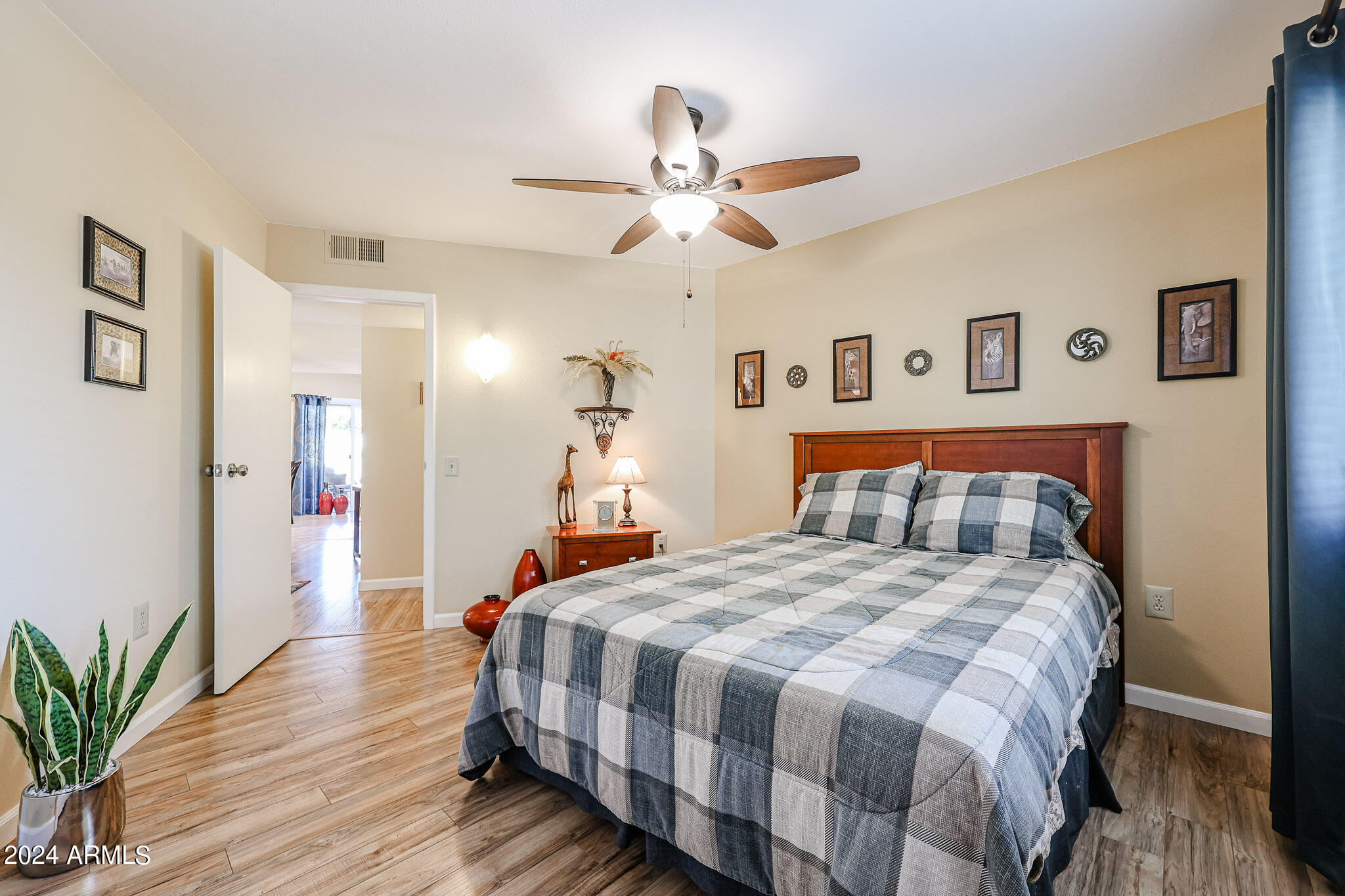 13877 N 111TH Avenue