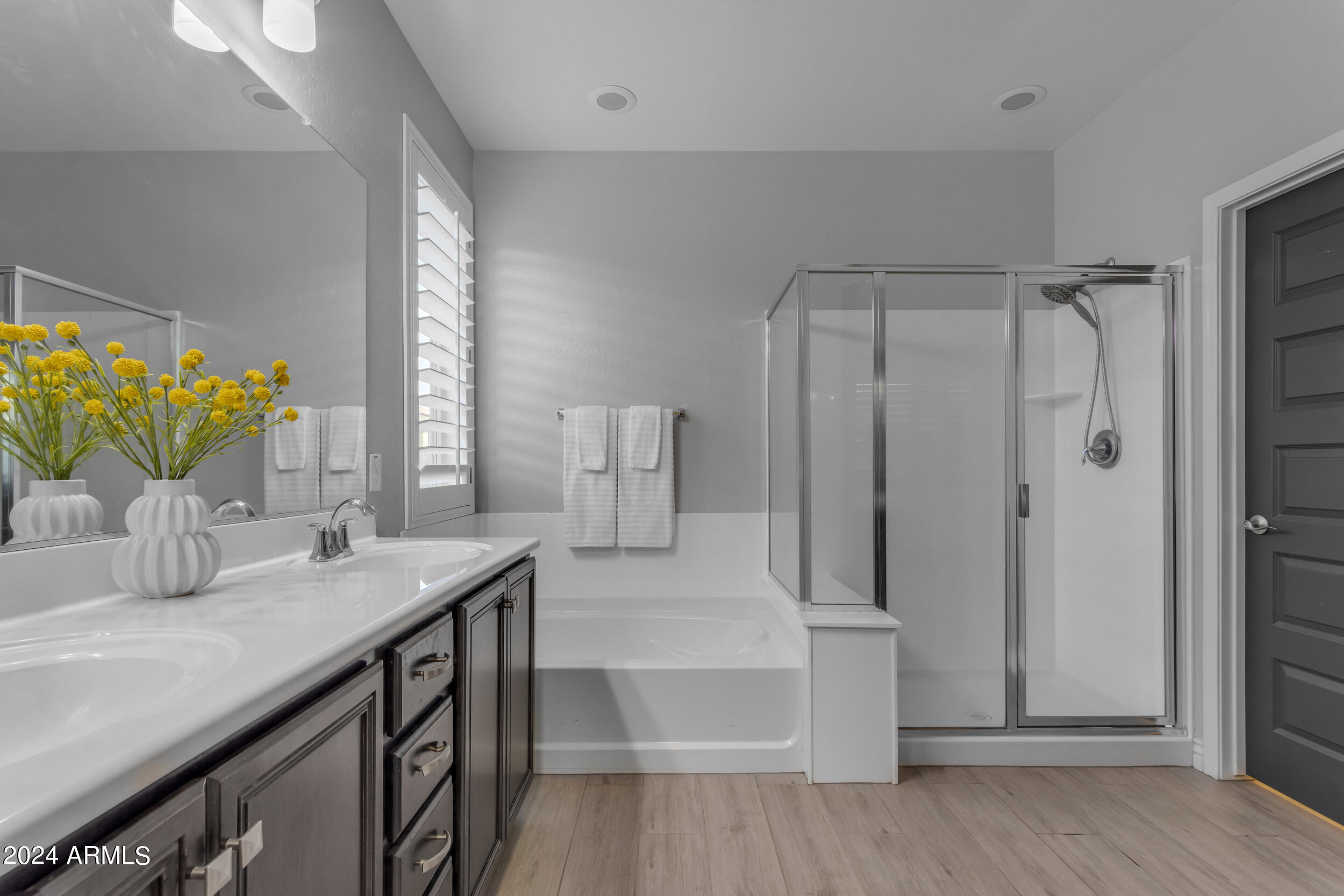 7738 S RESEDA Street