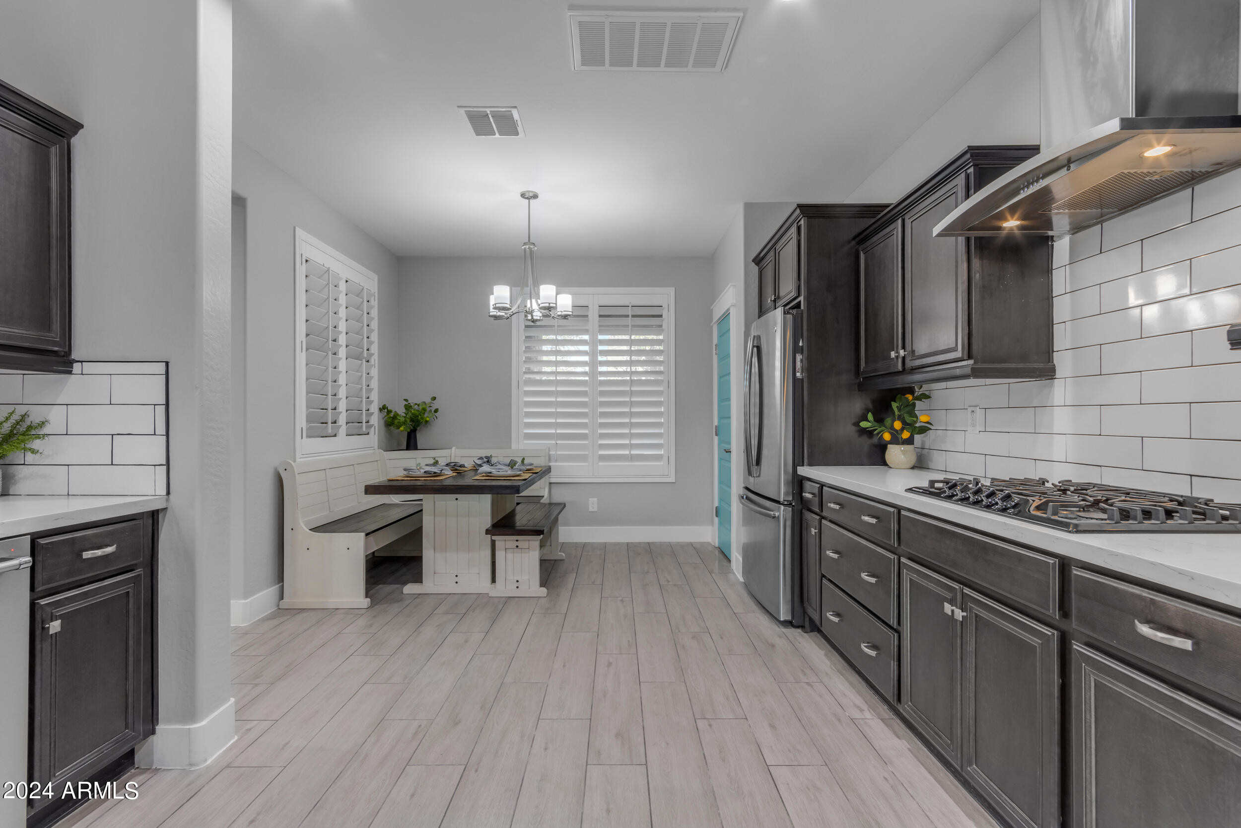 7738 S RESEDA Street