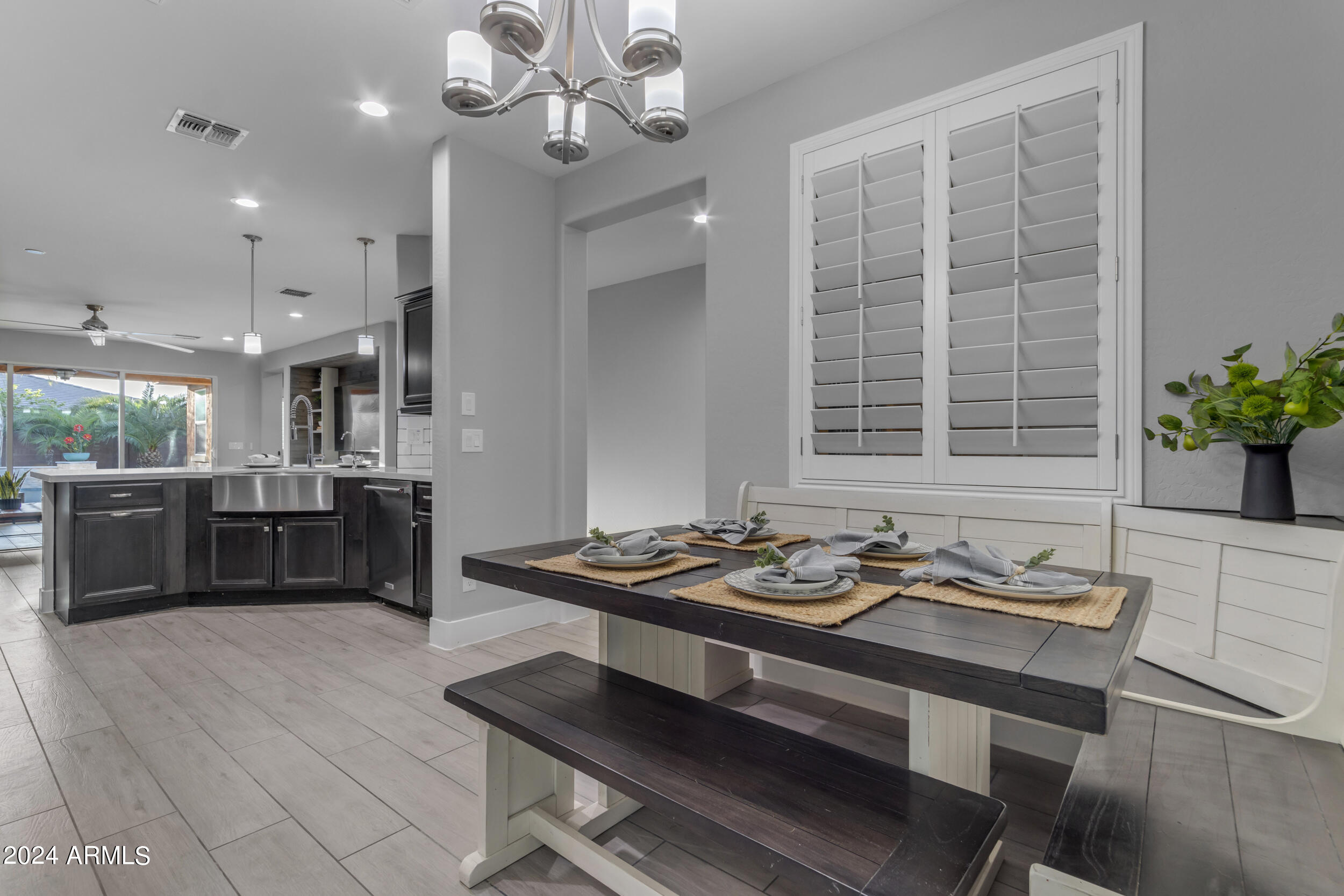 7738 S RESEDA Street