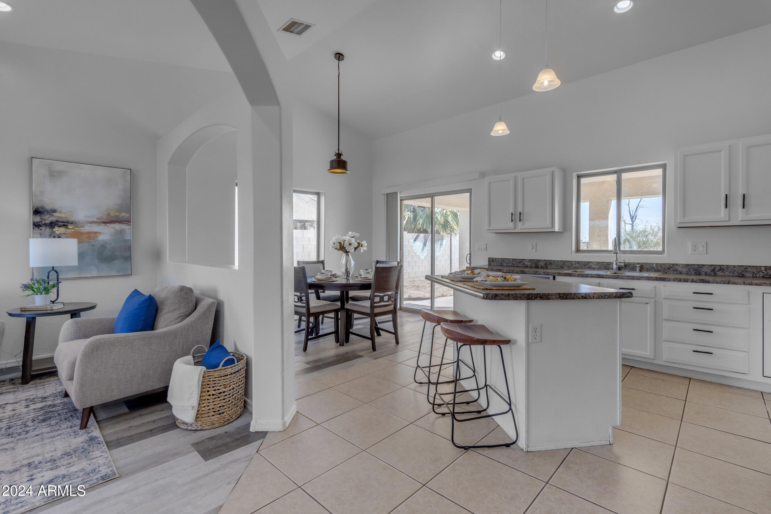 4693 E APPALOOSA Drive