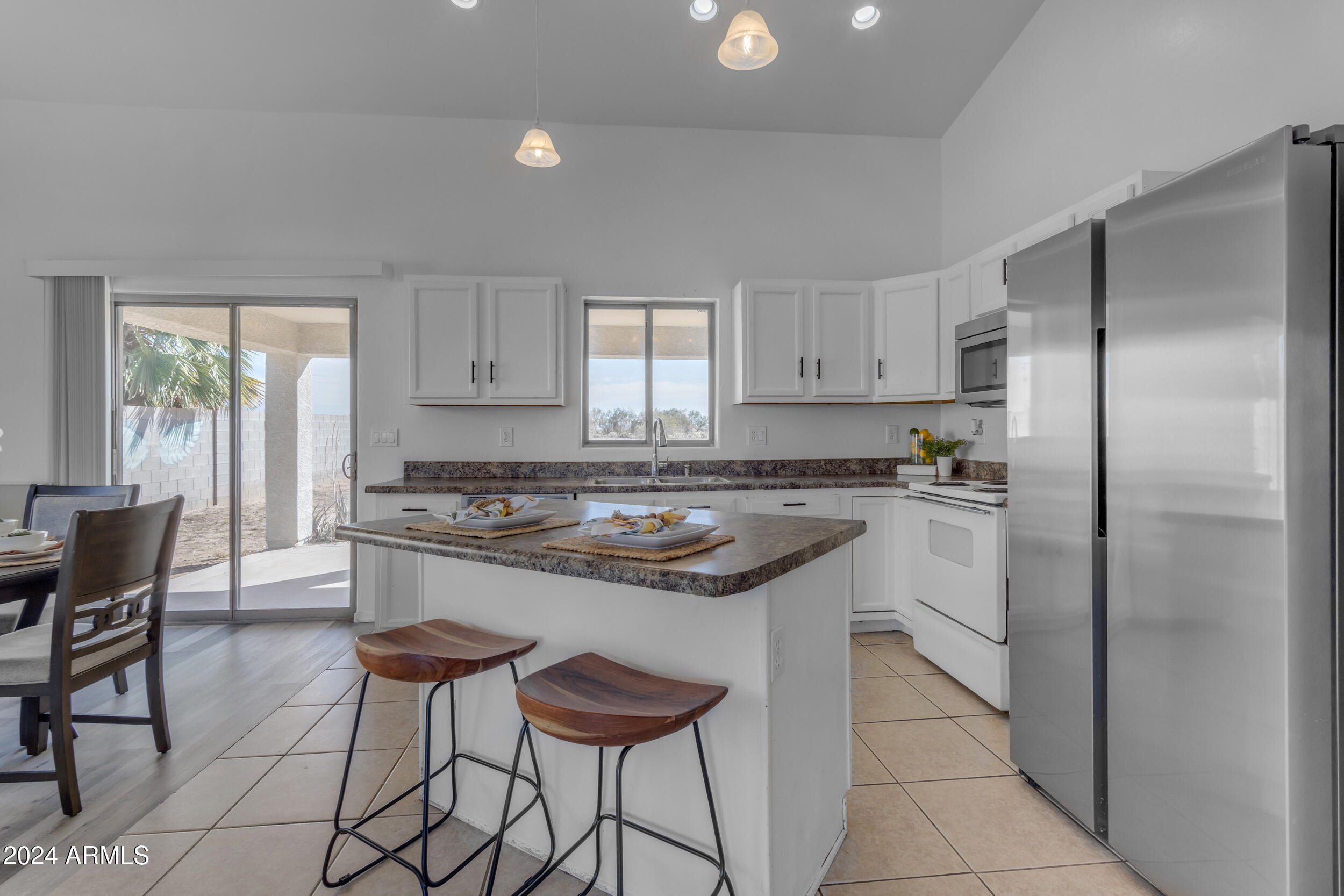 4693 E APPALOOSA Drive