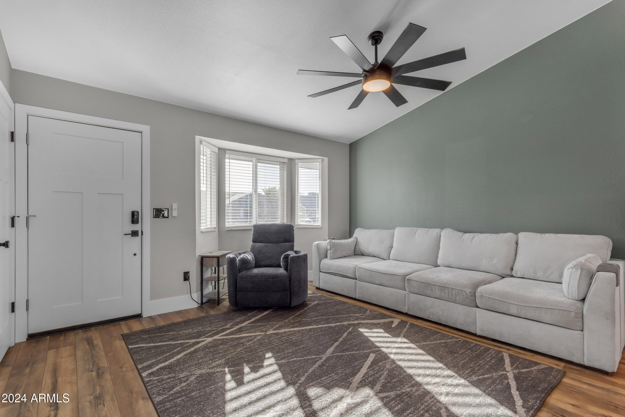 2218 E DRAGOON Avenue