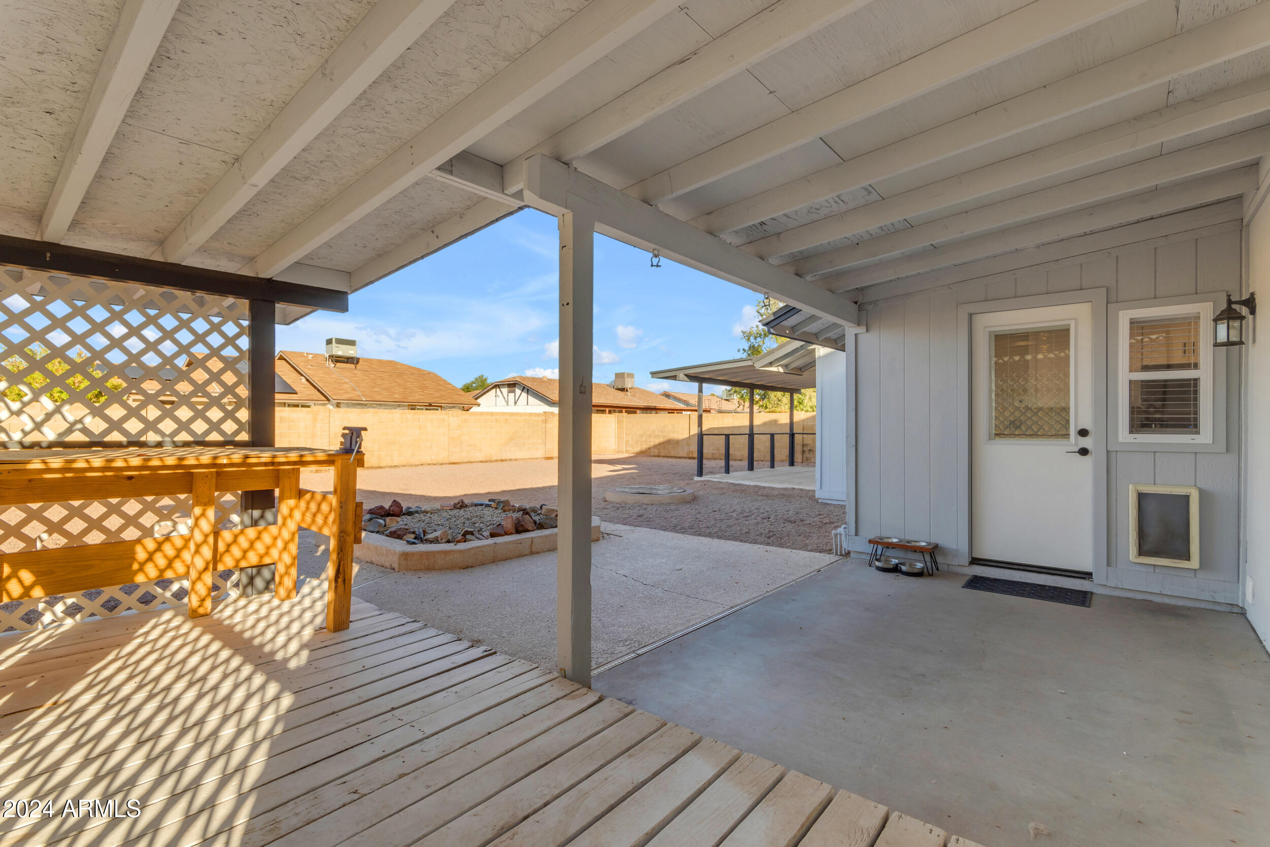 2218 E DRAGOON Avenue